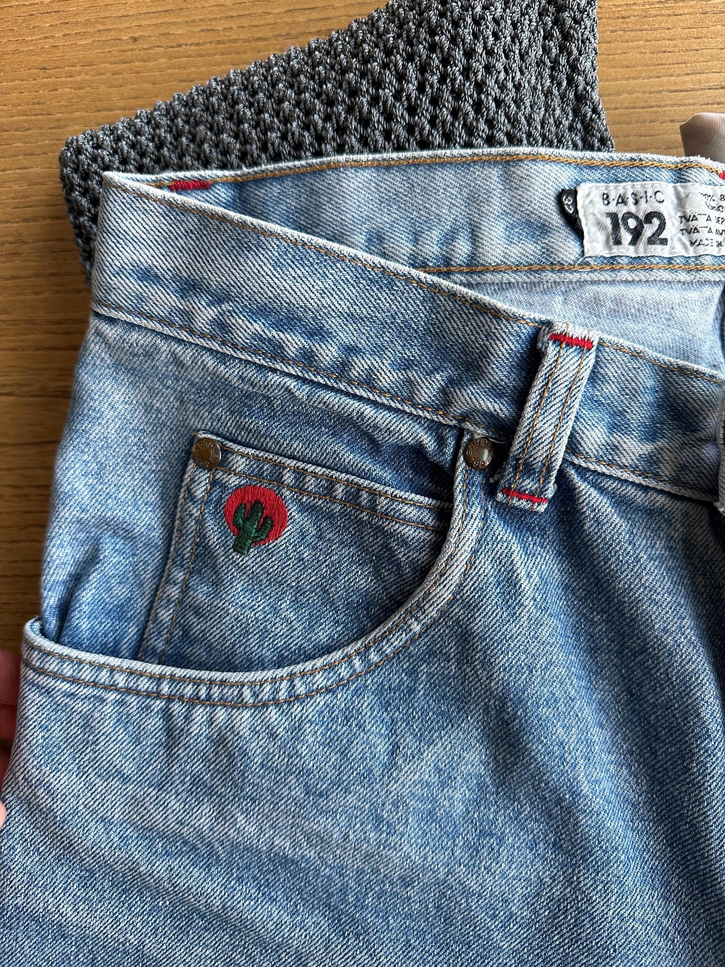 Vintage 90s Light Wash Straight Leg Jeans
