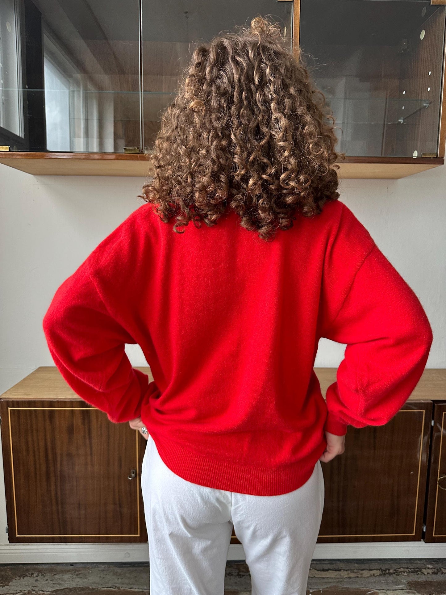 Vintage cashmere jumper in red with floral print