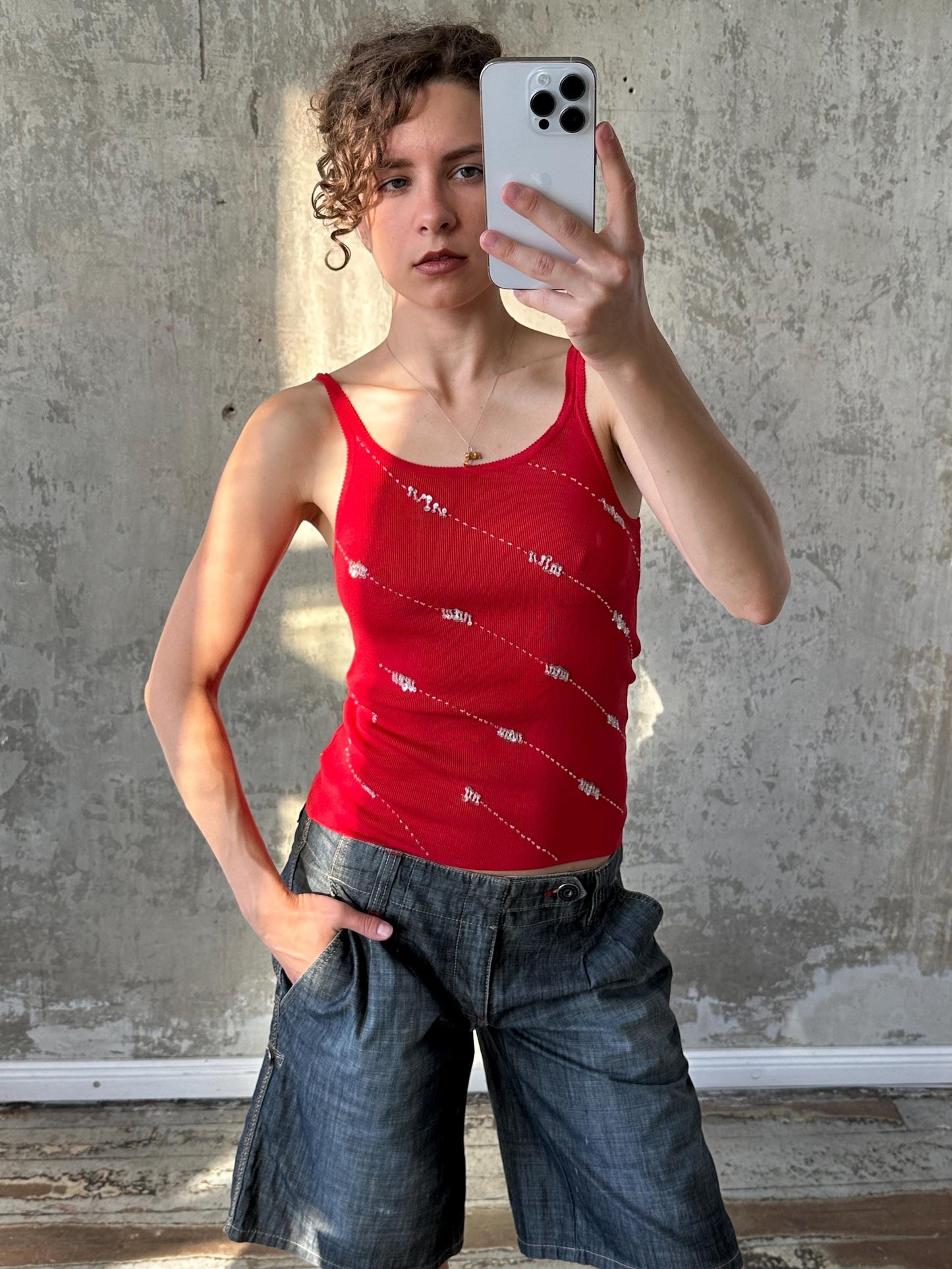 Vintage slim-fit long cotton tank top in red
