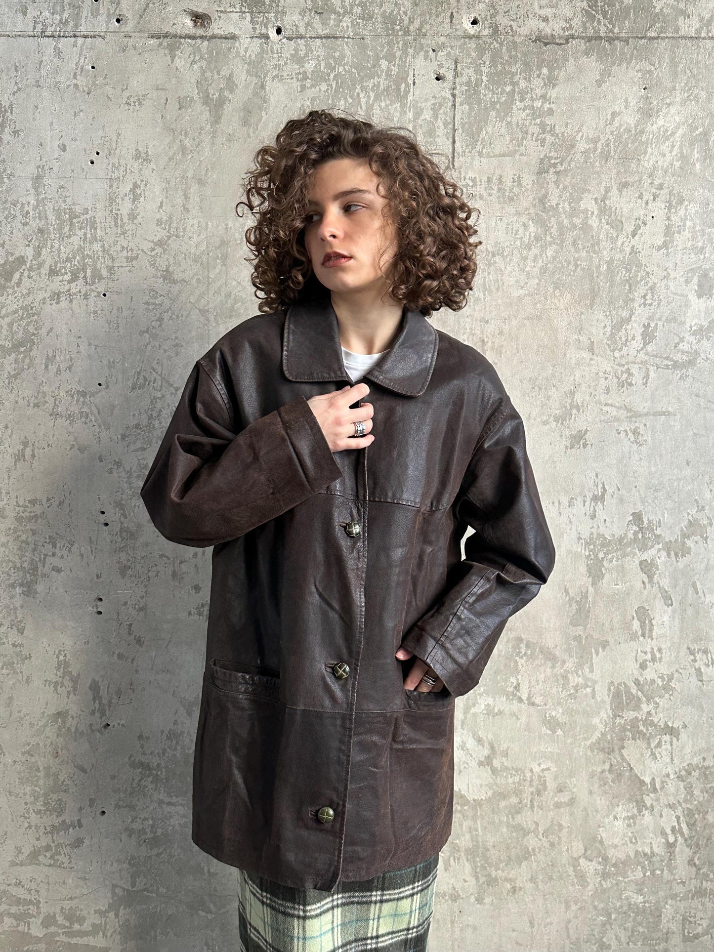 Vintage 90s boxy distressed leather jacket in brown