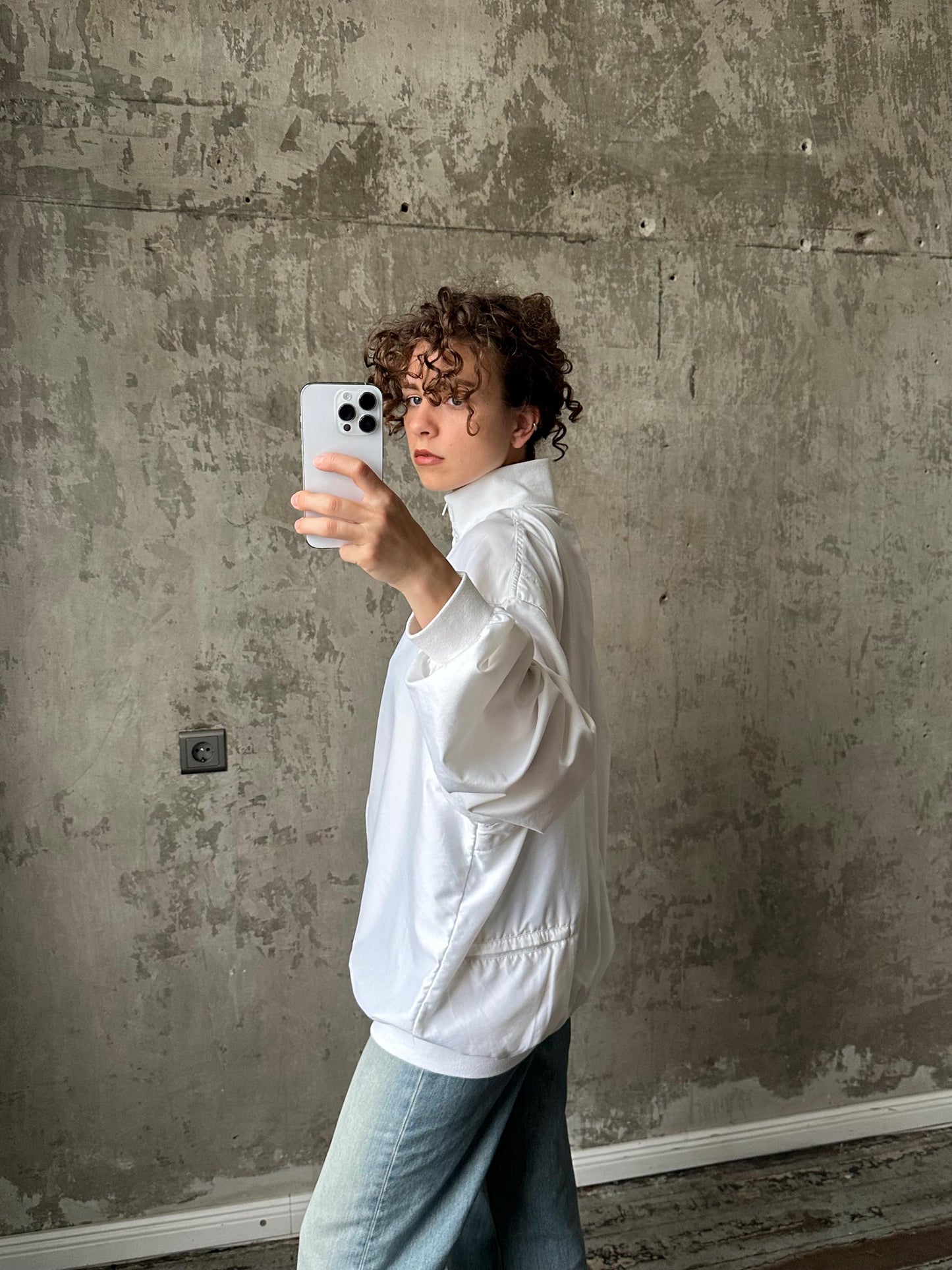 Vintage y2k lightweight athletic jacket in white