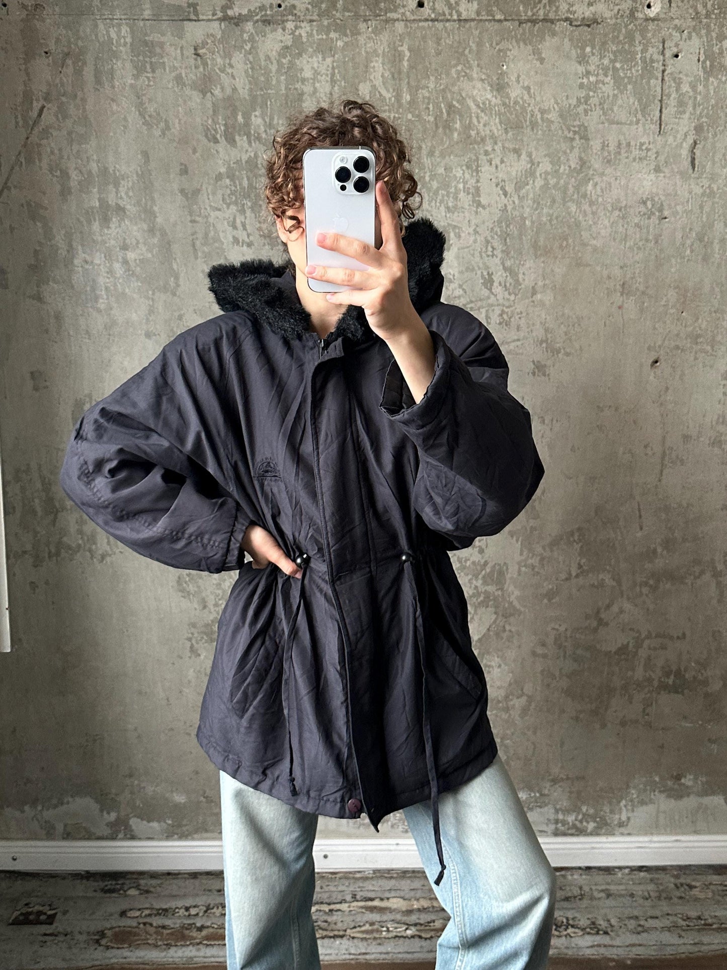 Vintage 90s parka jacket in black