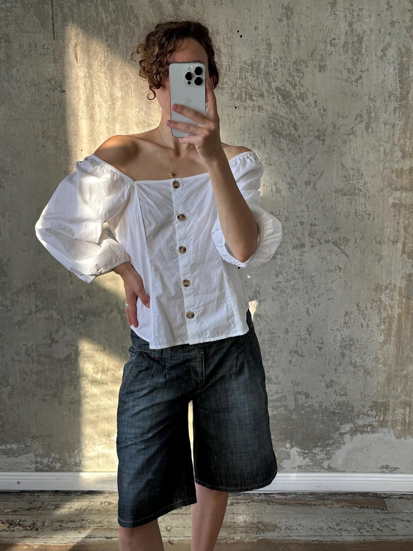 Vintage cotton blouse with balloon sleeves in white