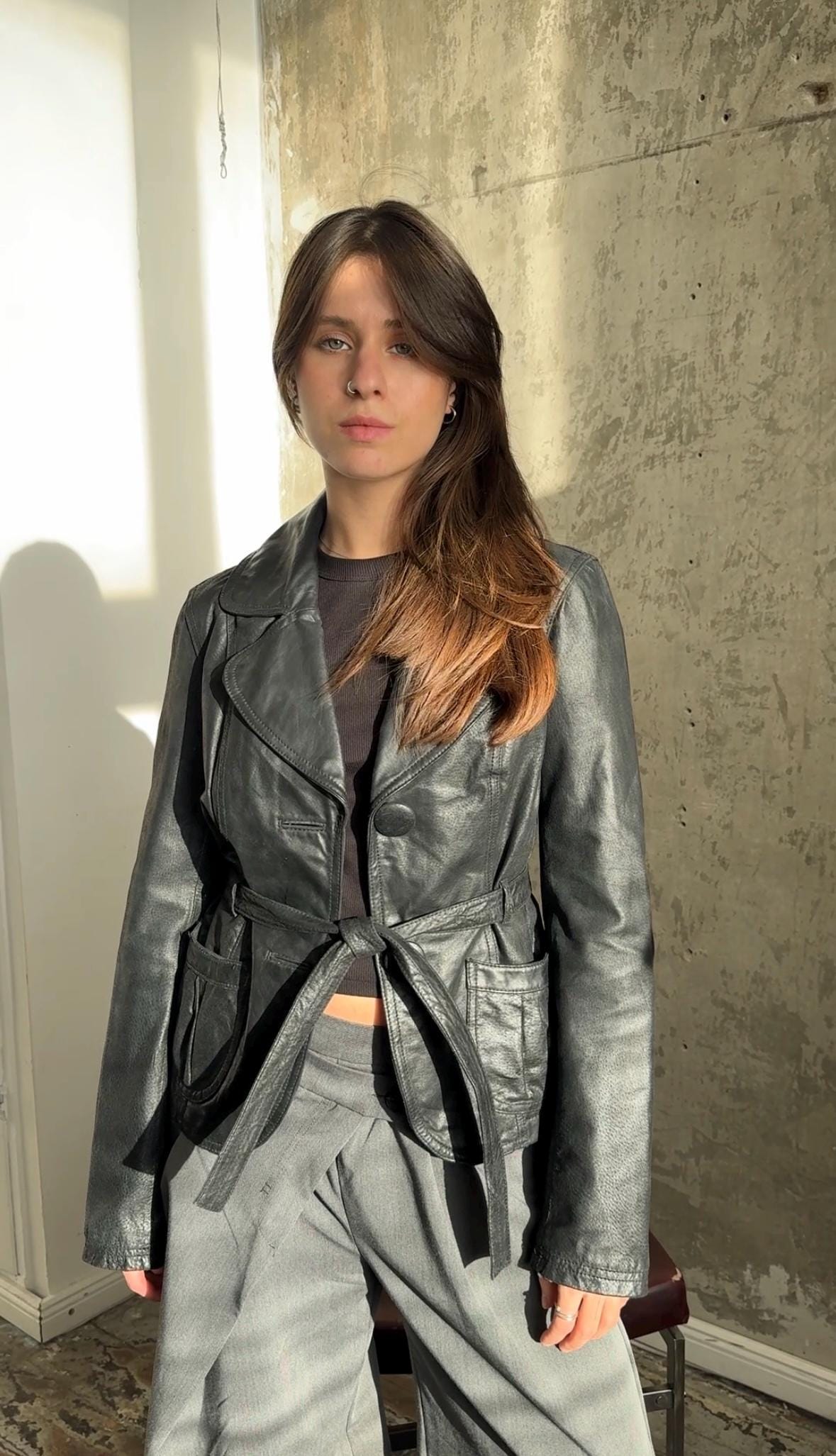 Vintage 90s leather jacket in black with belt