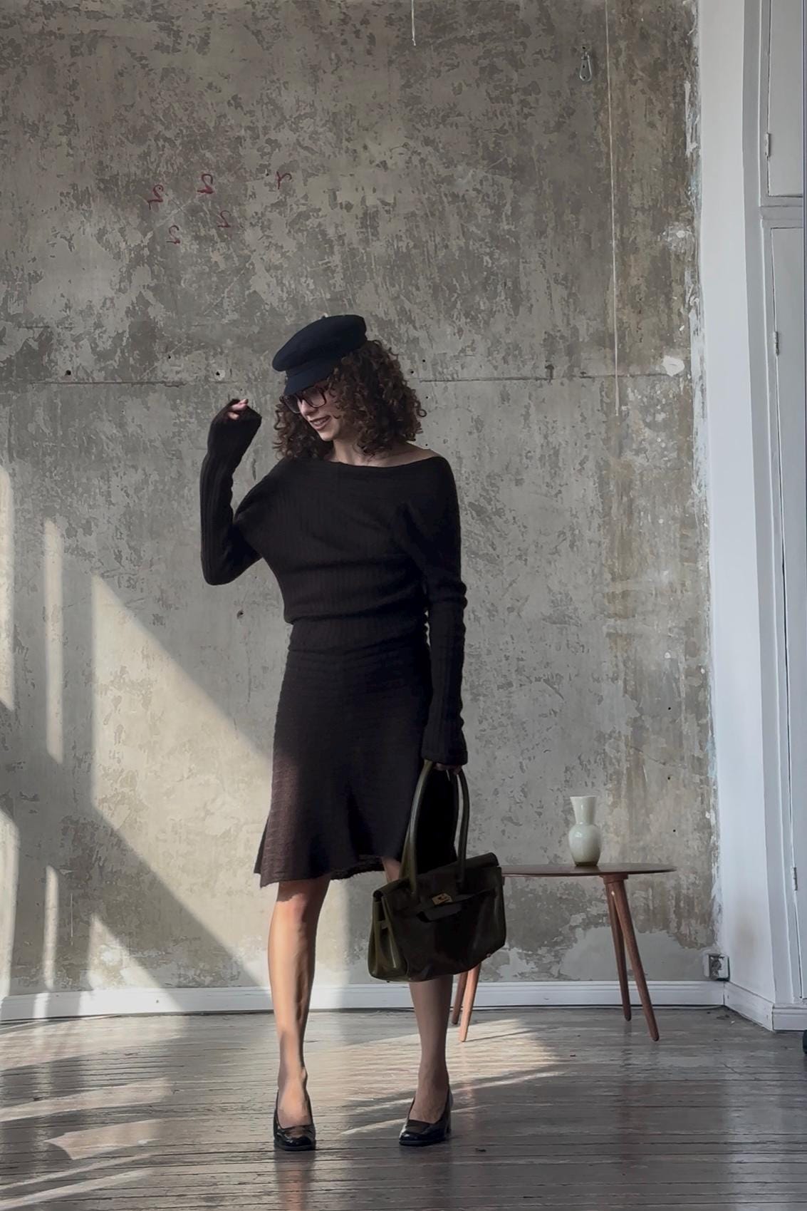Vintage structured open back knitted dress in brown