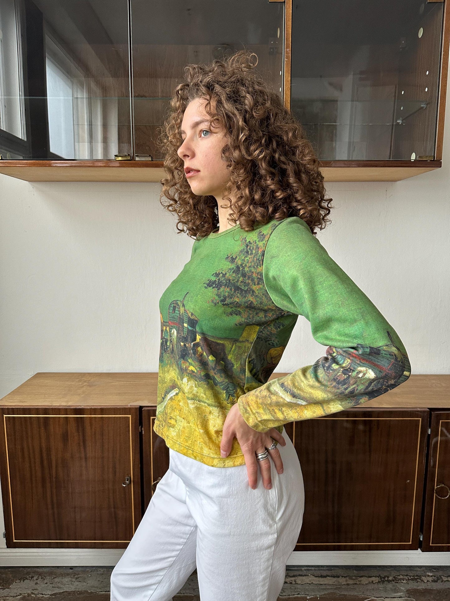 Vintage cotton sweatshirt in green with abstract nature print