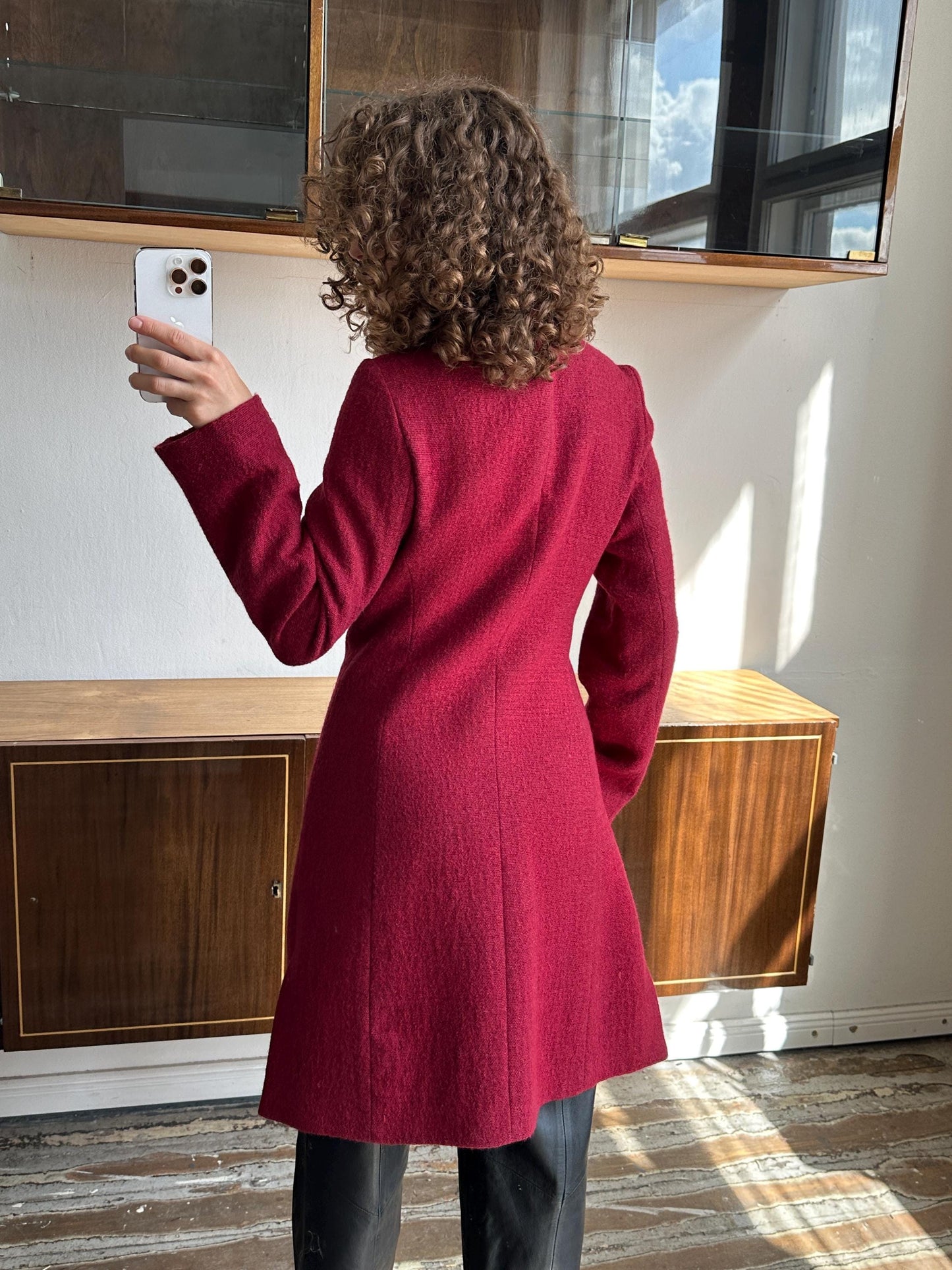 Vintage women slim-fit belted midi red coat
