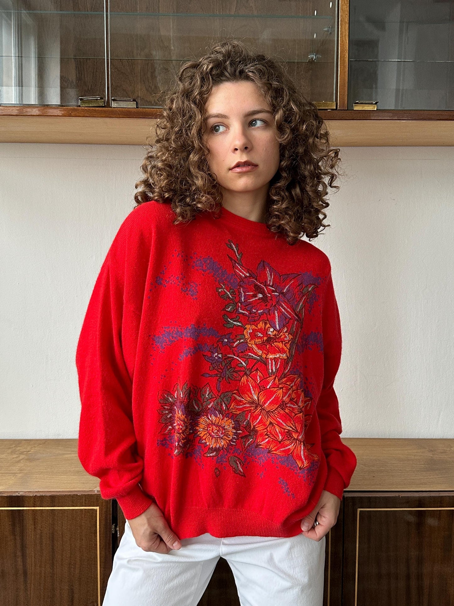 Vintage cashmere jumper in red with floral print