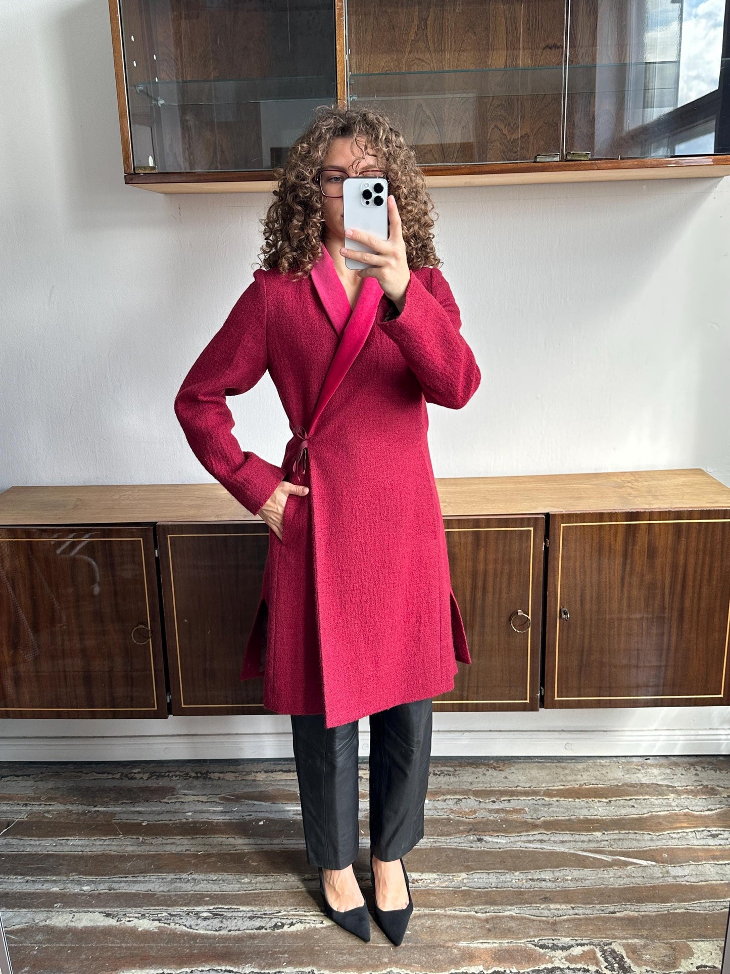 Vintage women slim-fit belted midi red coat