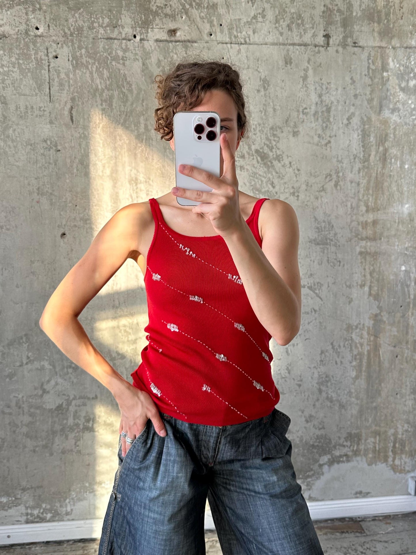 Vintage slim-fit long cotton tank top in red