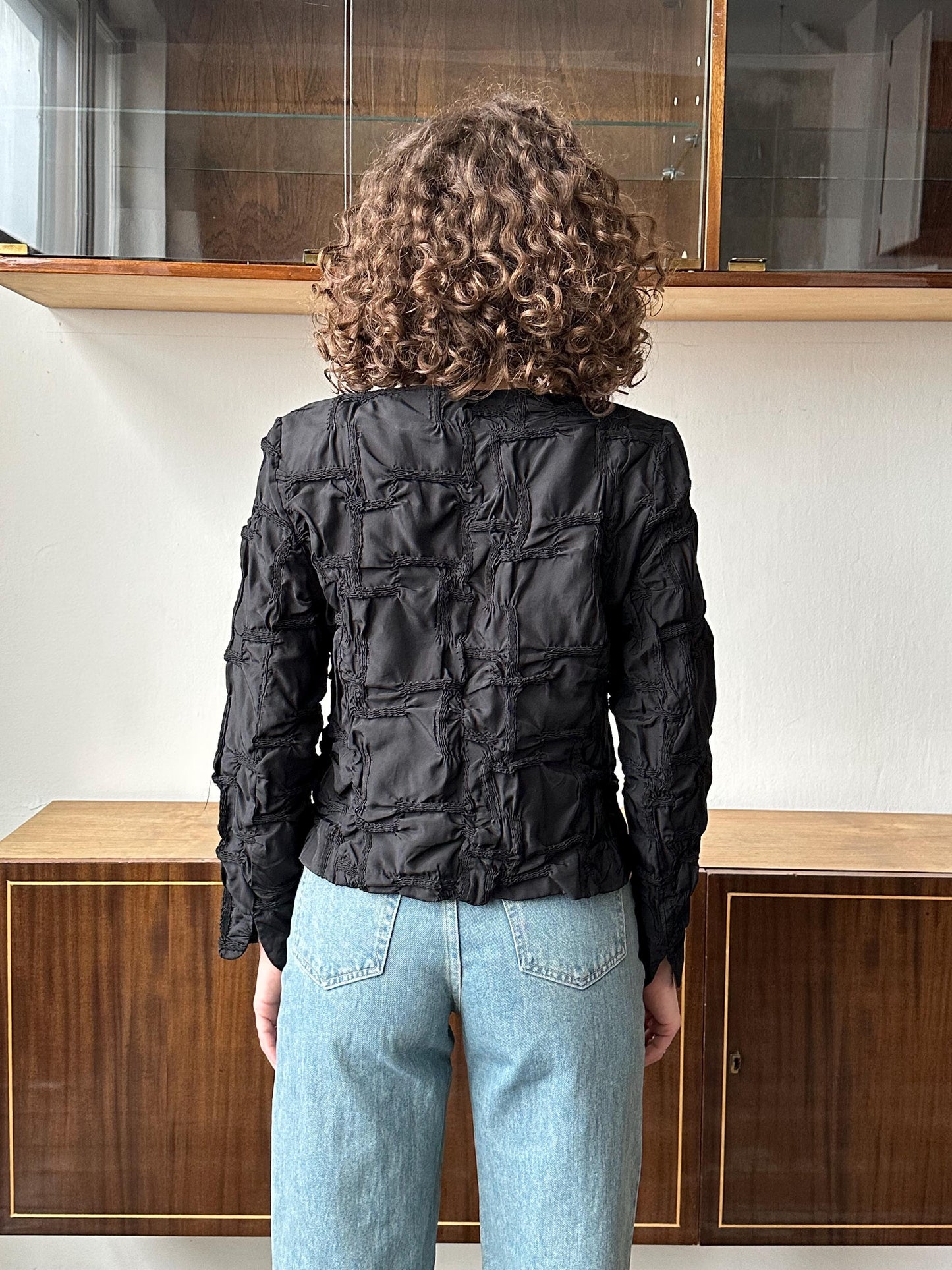 Vintage 80s ruffled women blouse in black