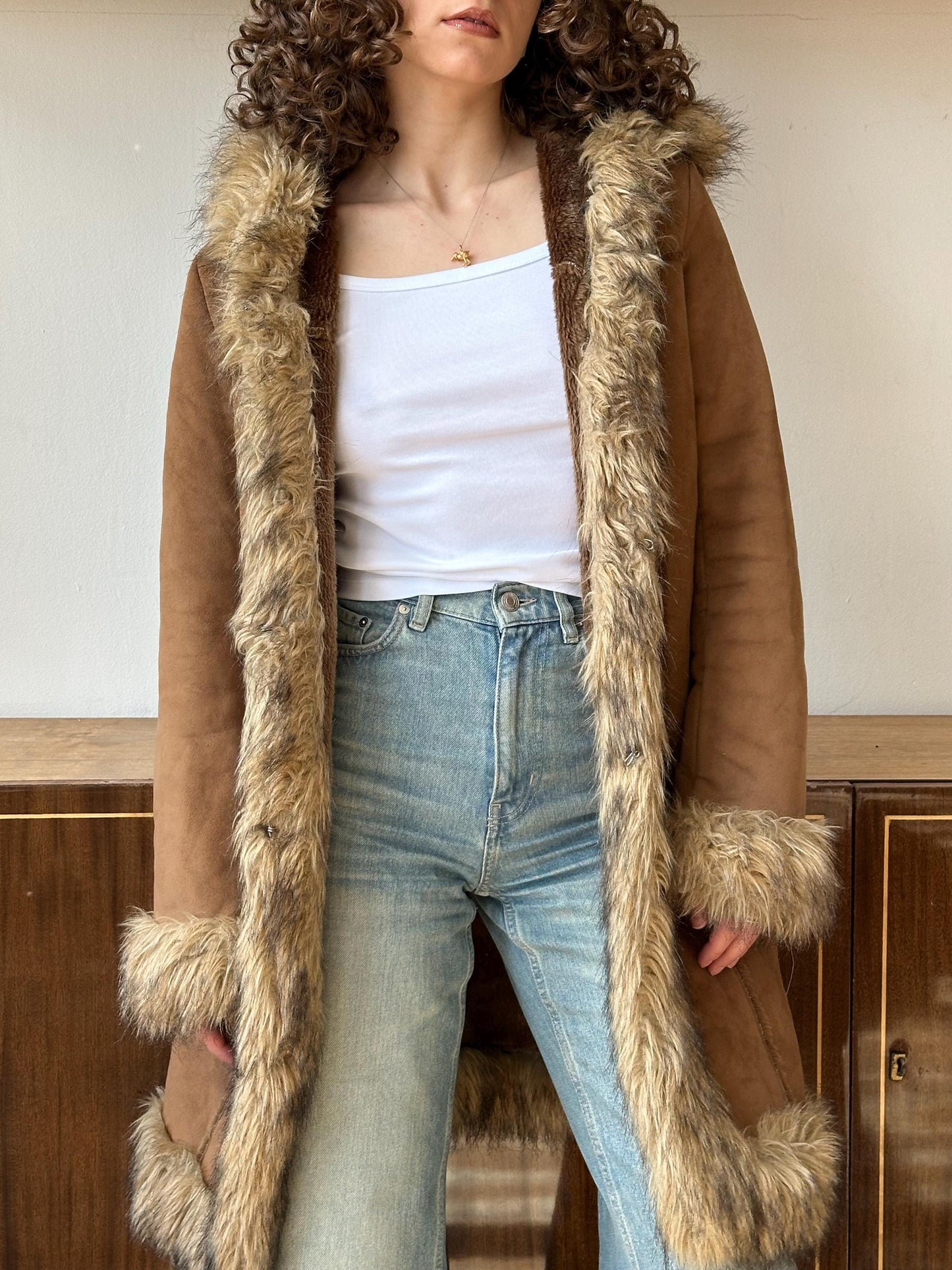 Vintage 90s hooded faux leather coat with fur