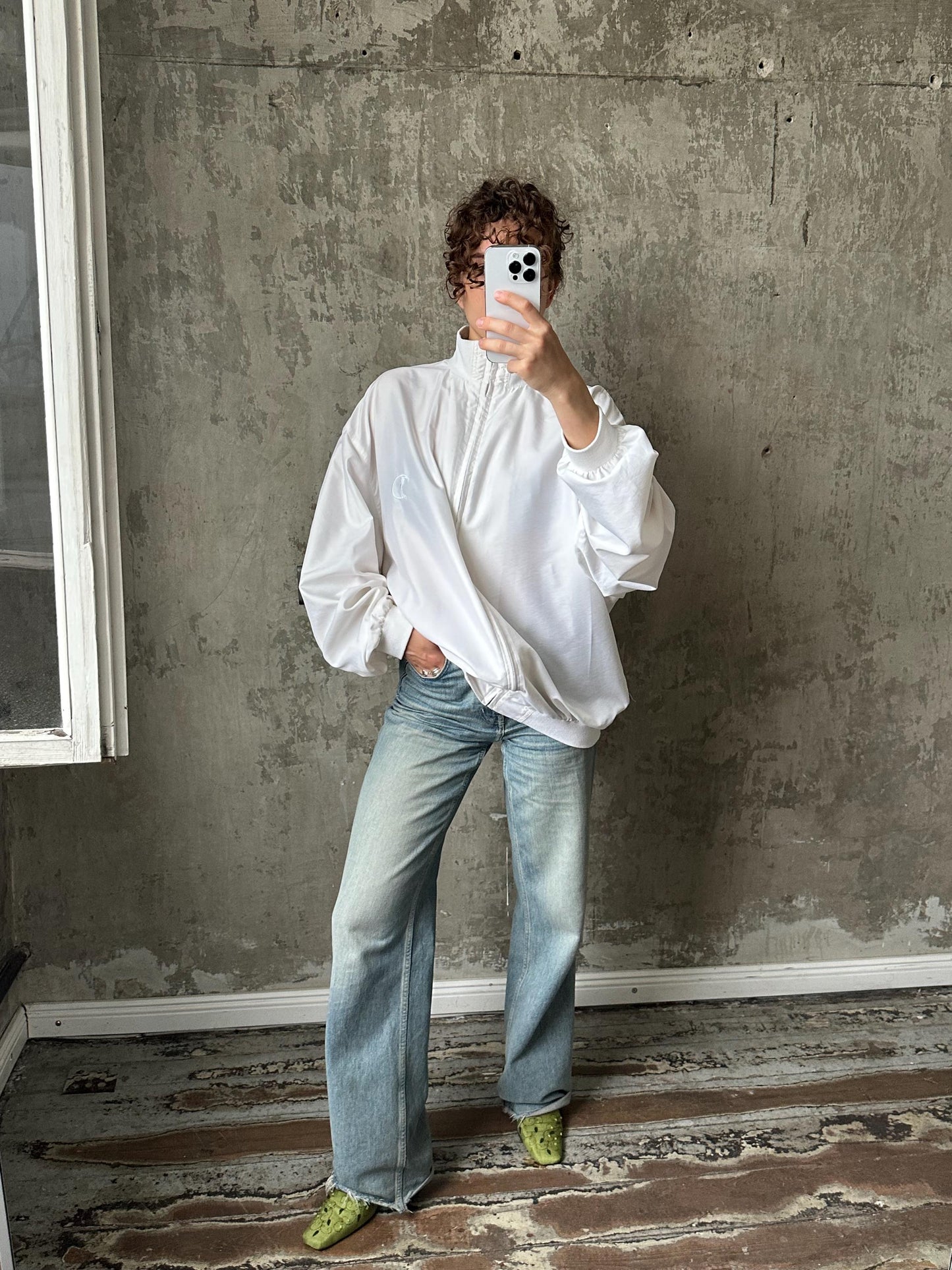 Vintage y2k lightweight athletic jacket in white