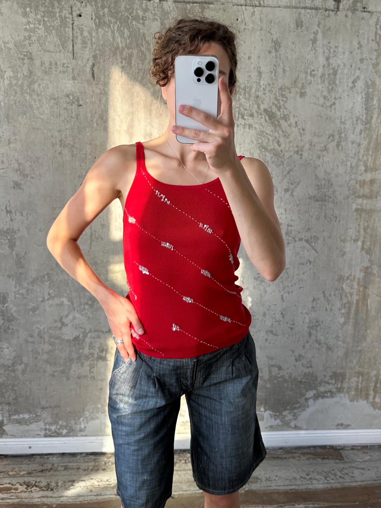 Vintage slim-fit long cotton tank top in red