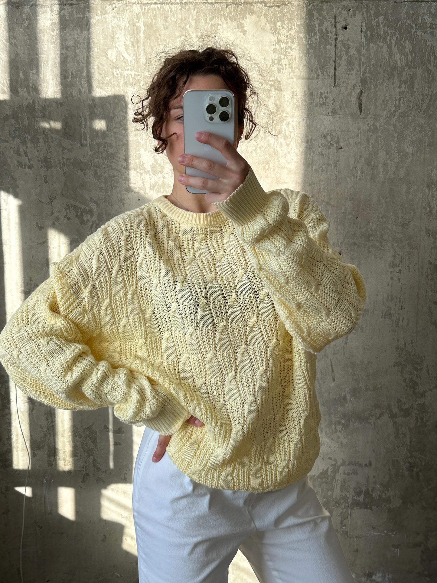 Vintage cute 'chick' knitted sweater in yellow