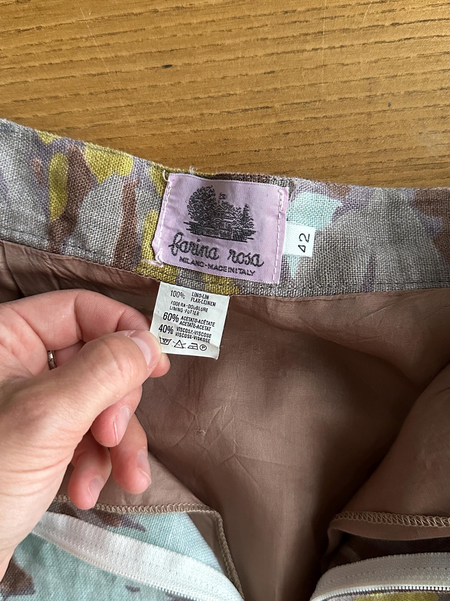 Vintage Italian Pencil Linen Skirt in Purple