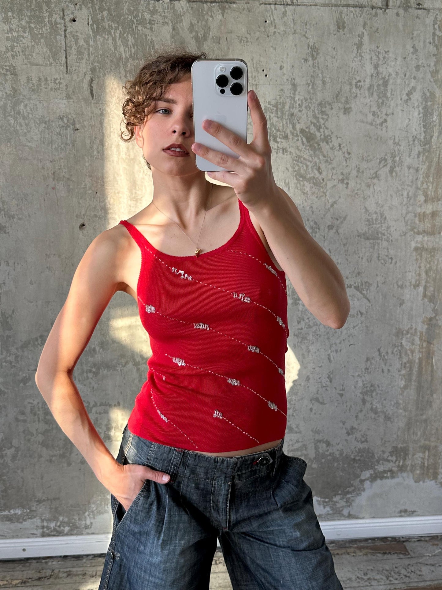 Vintage slim-fit long cotton tank top in red