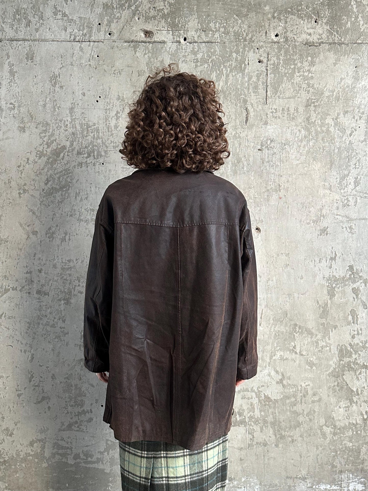 Vintage 90s boxy distressed leather jacket in brown