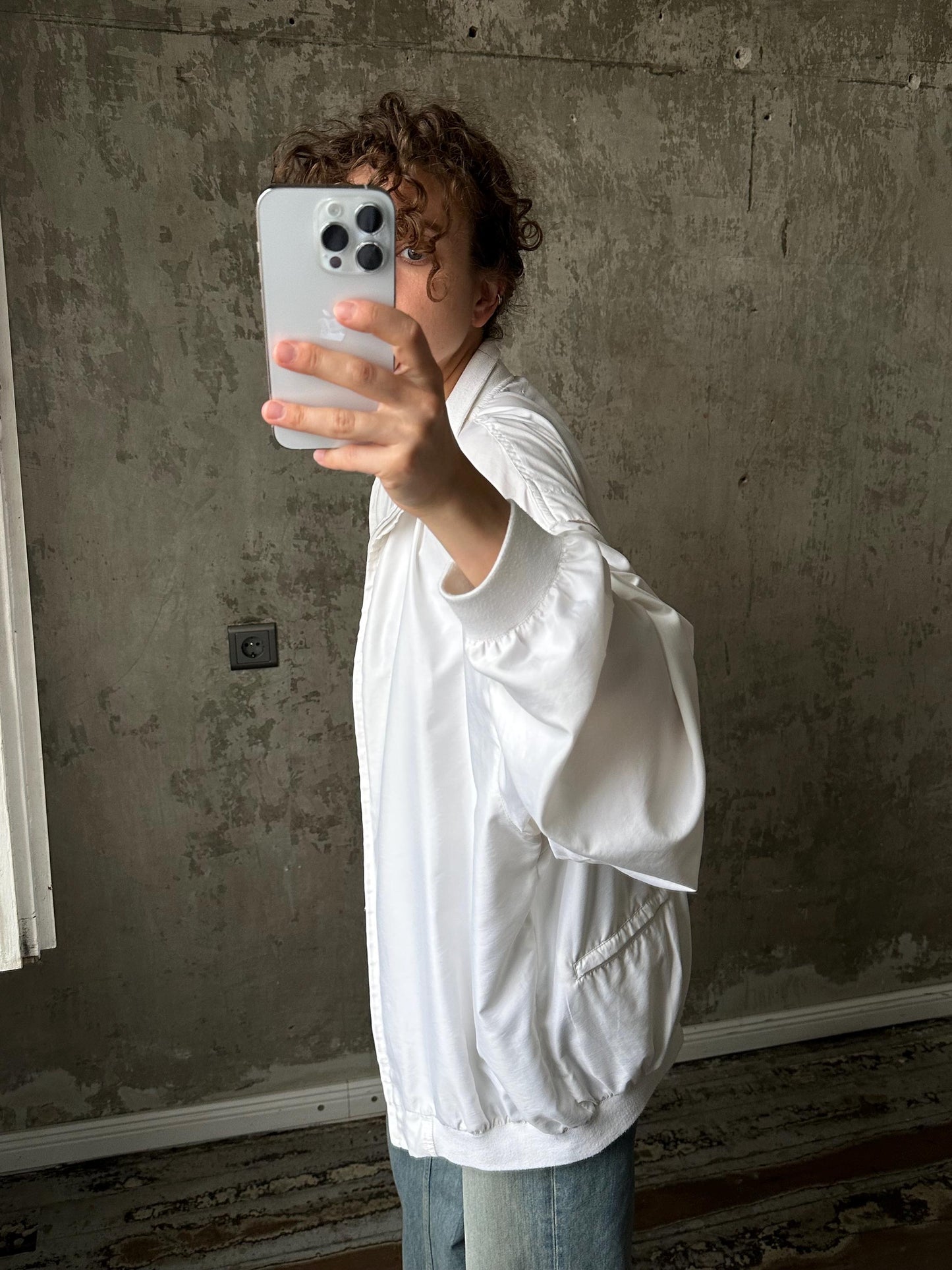 Vintage y2k lightweight athletic jacket in white