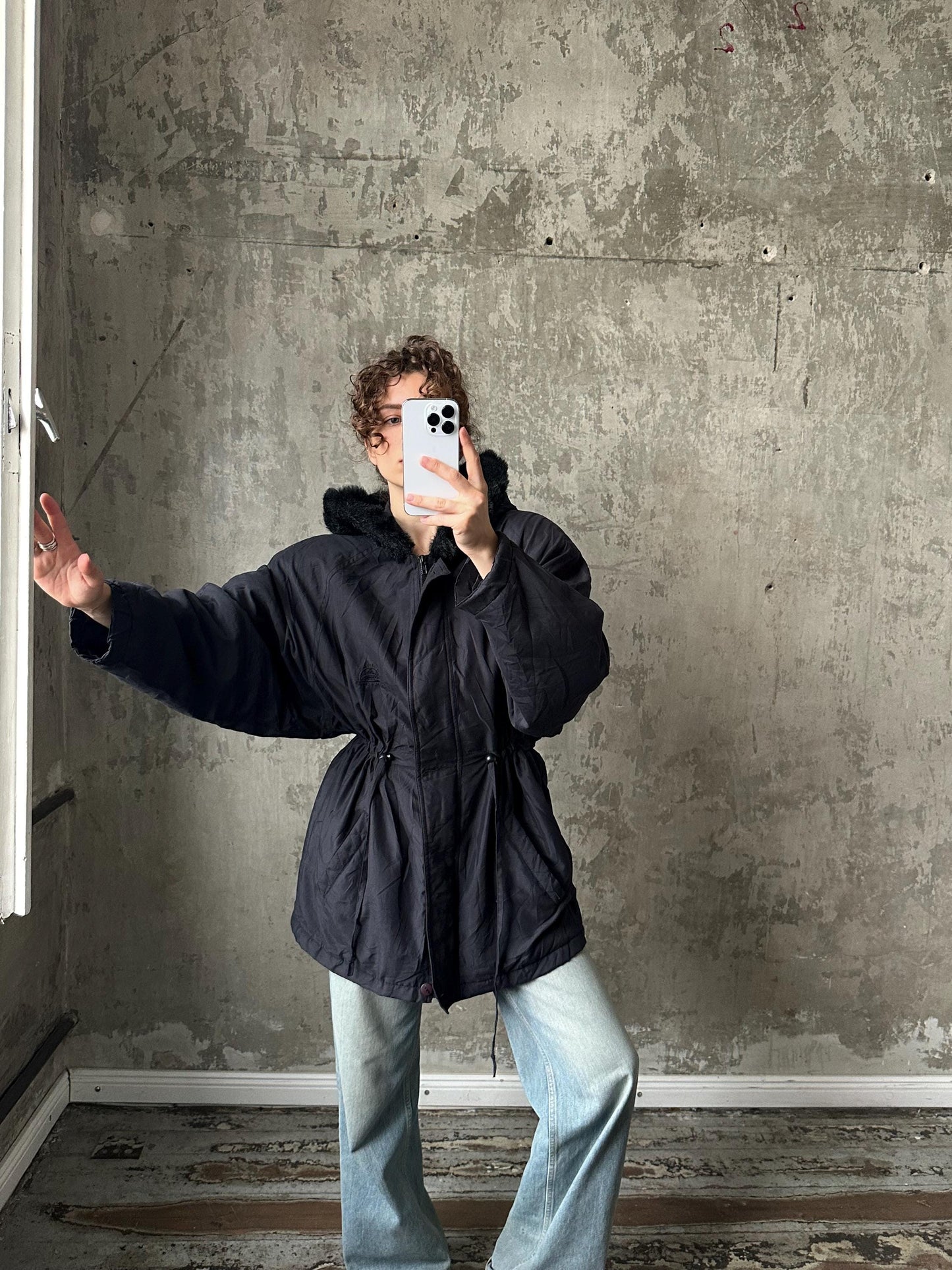 Vintage 90s parka jacket in black