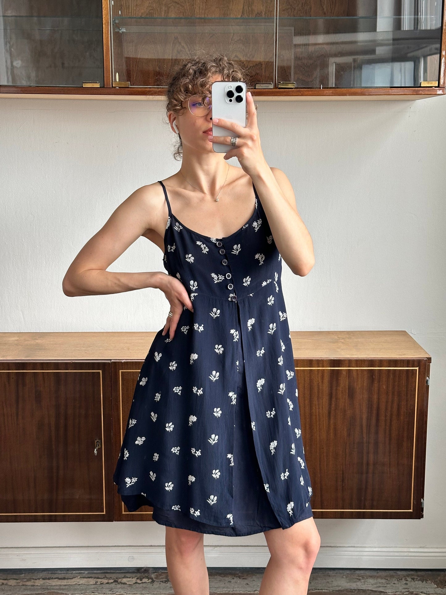 Vintage 90s sleeveless floral dress in blue, summer sundress