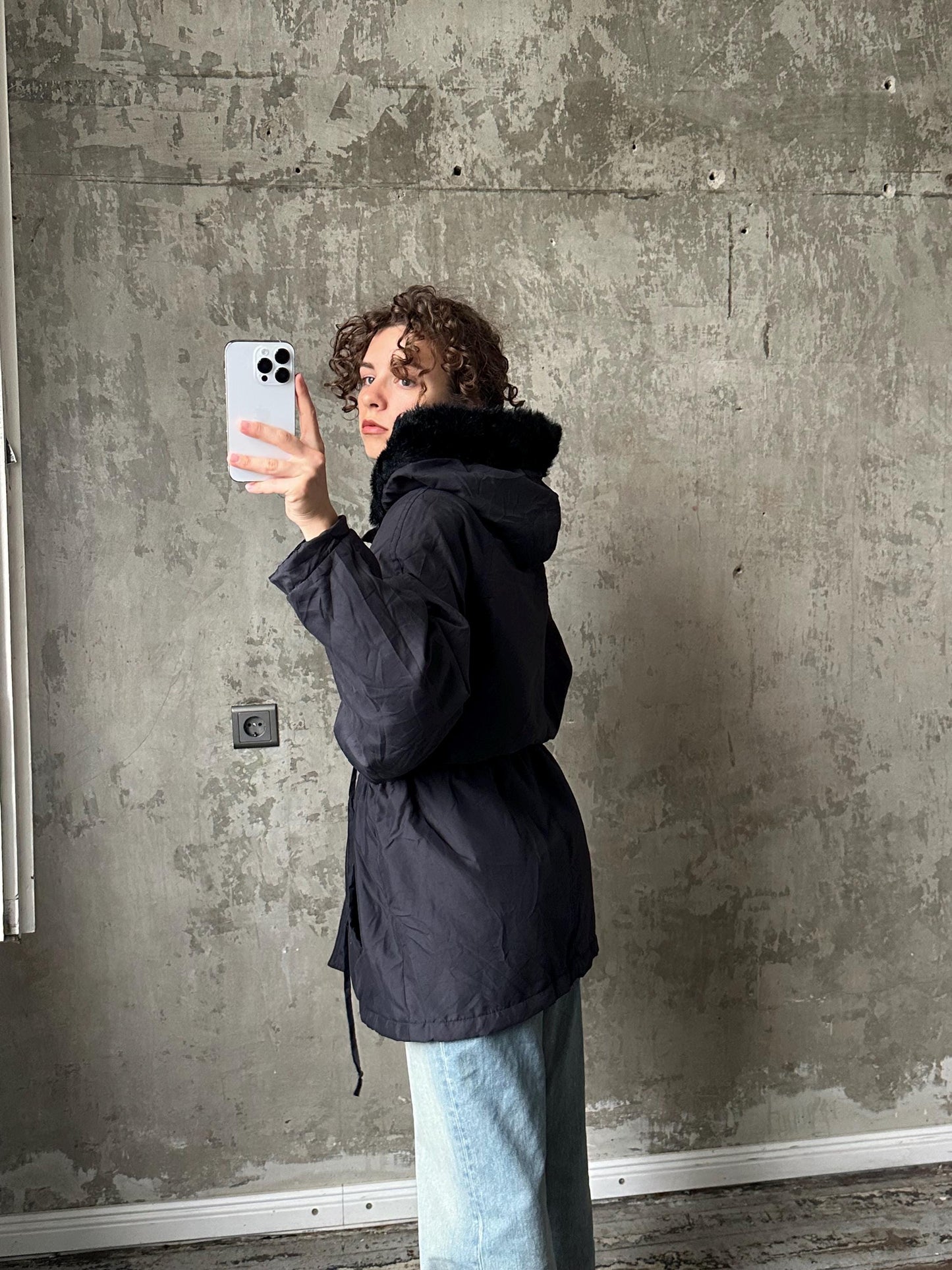 Vintage 90s parka jacket in black
