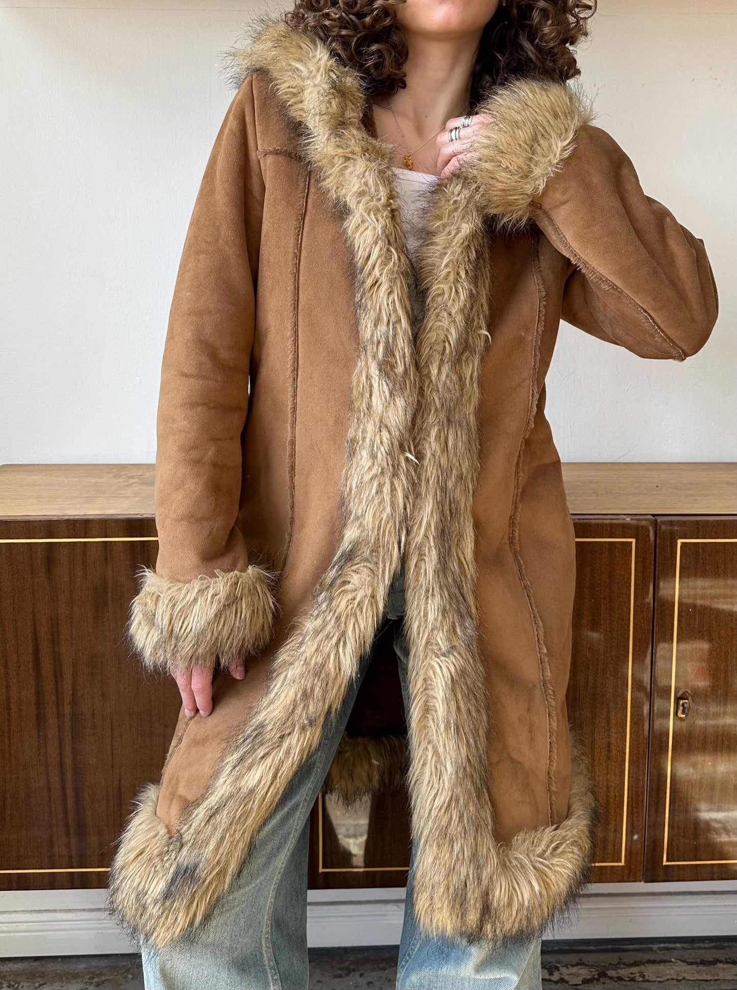 Vintage 90s hooded faux leather coat with fur
