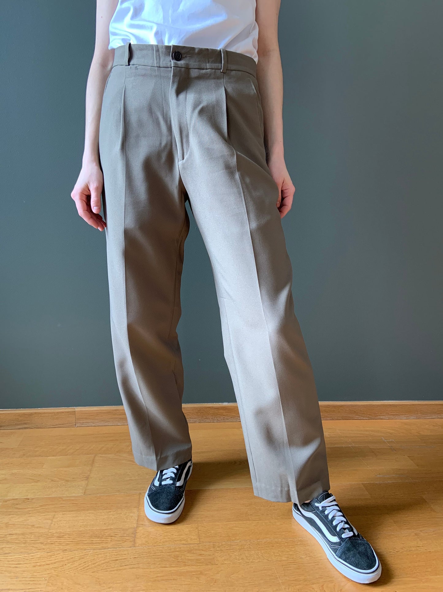 Vintage boyfriend trousers in grey