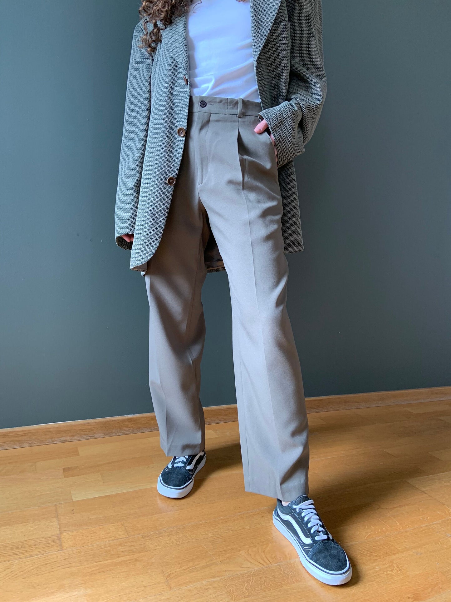 Vintage boyfriend trousers in grey