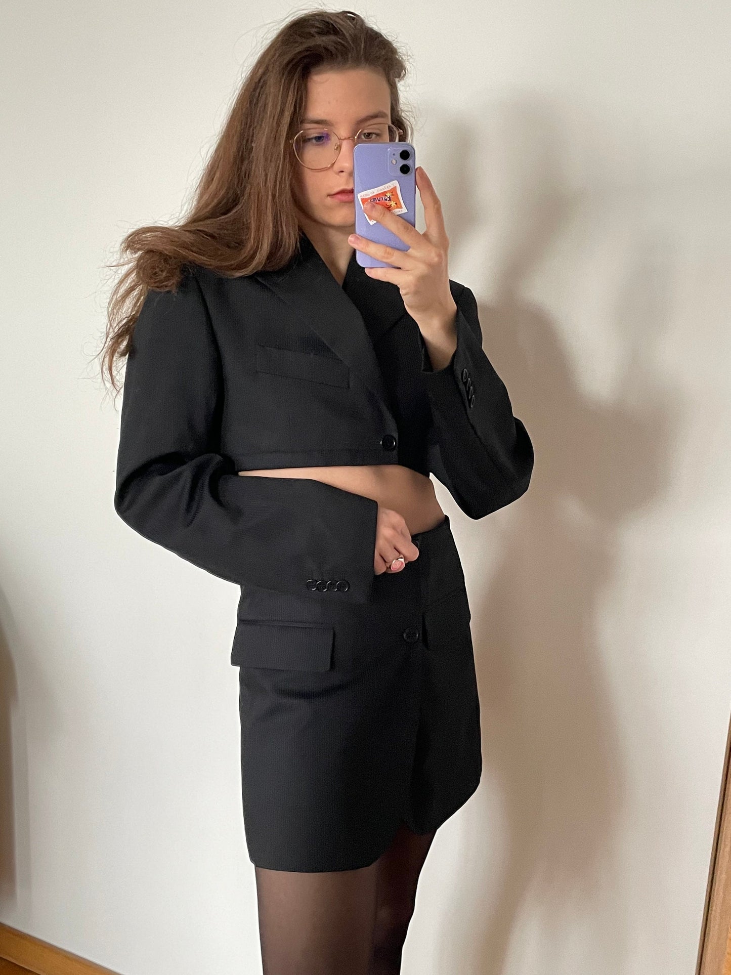2-pieced cropped blazer and skirt suit, stripped skirt suit, cropped vintage blazer