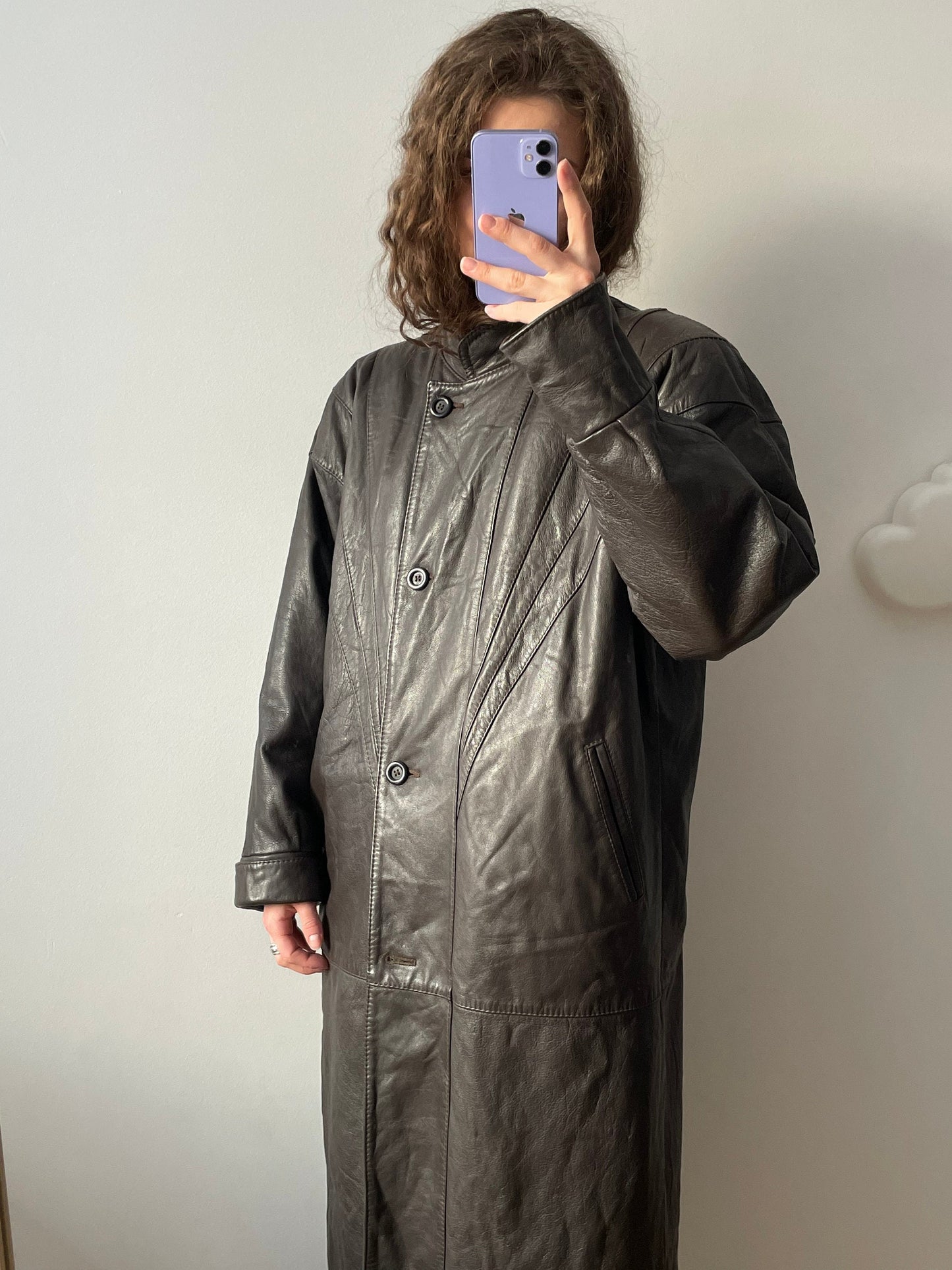 Vintage 90s straight leather coat in brown
