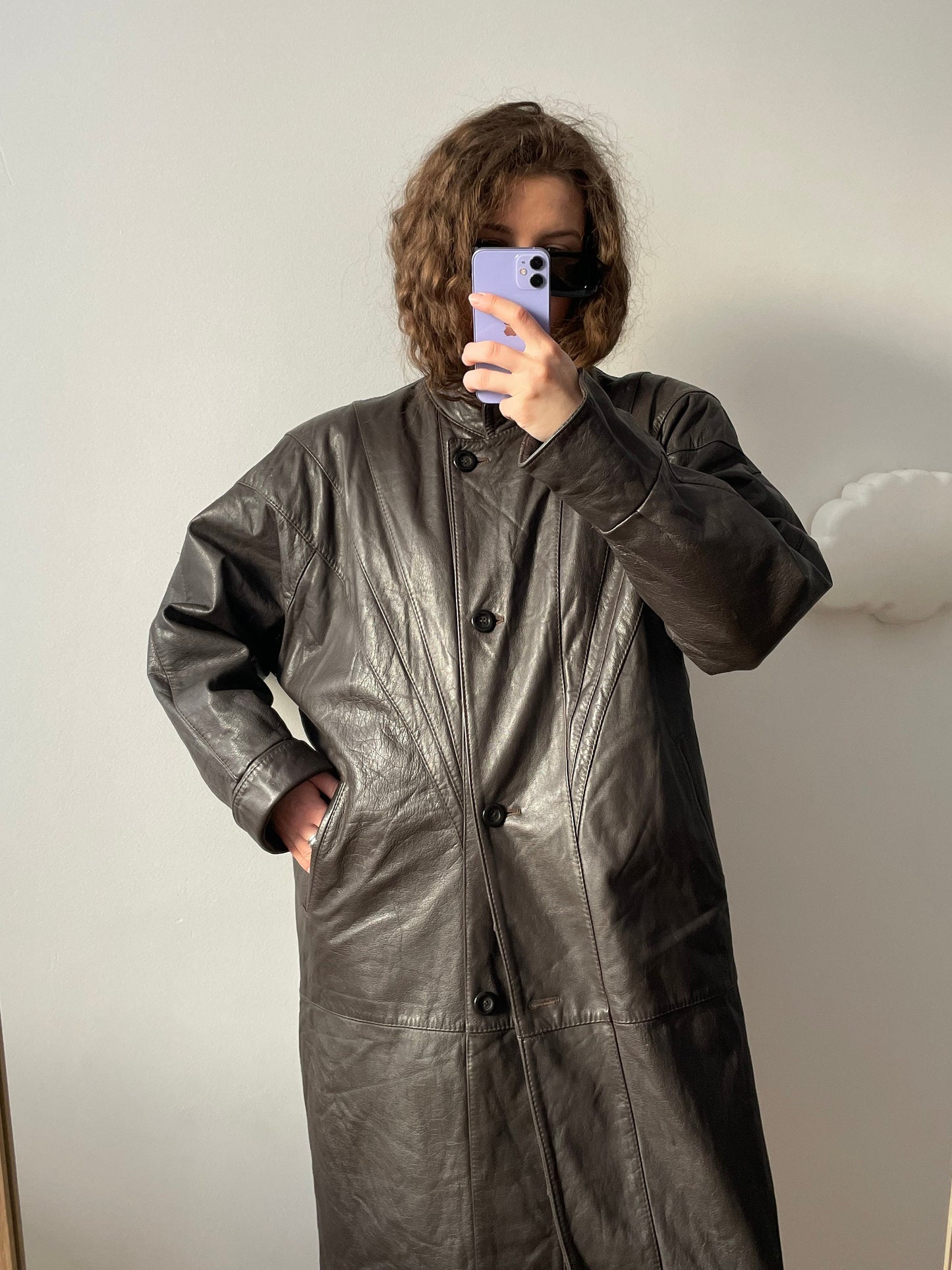 Vintage 90s straight leather coat in brown