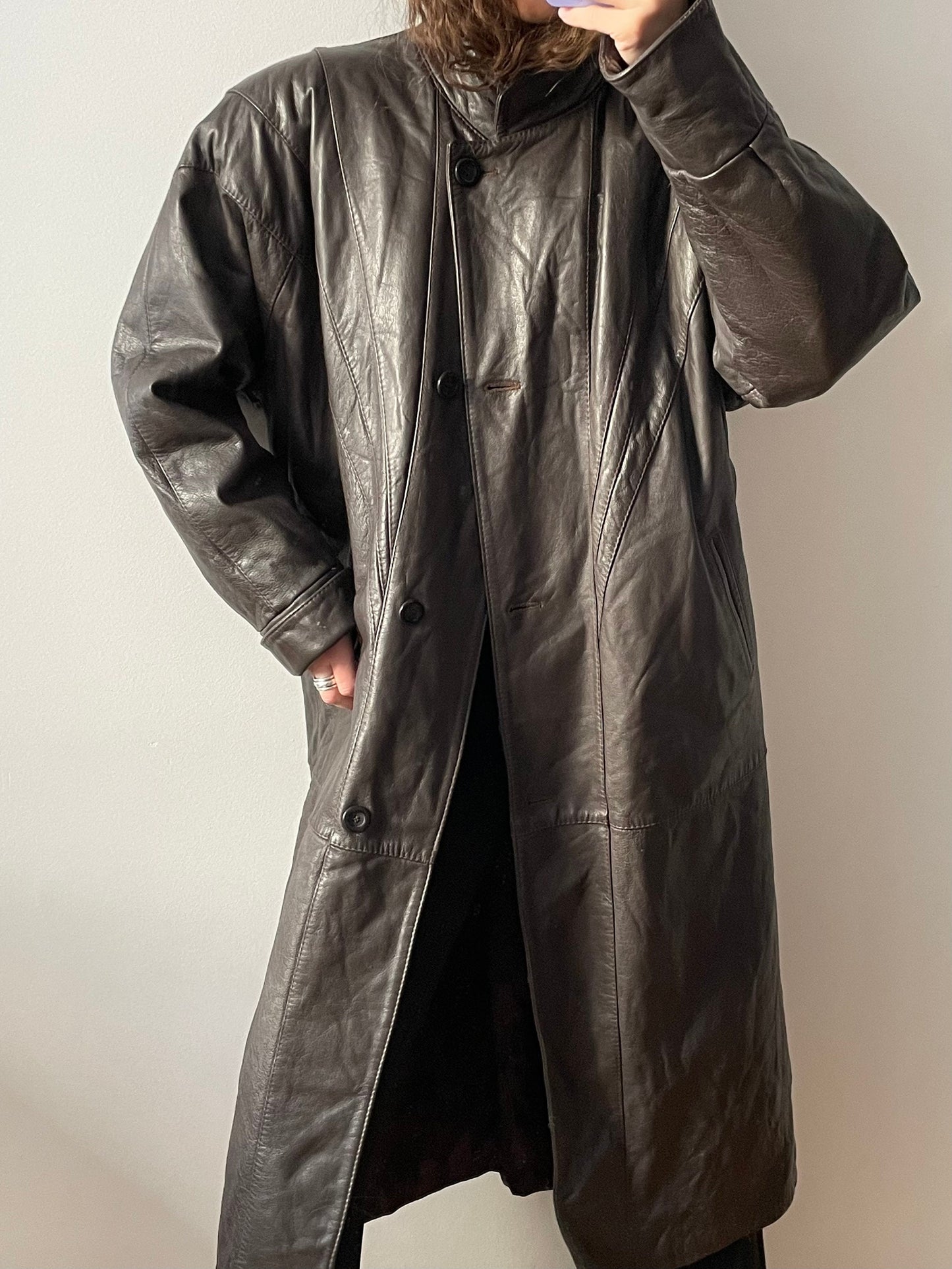 Vintage 90s straight leather coat in brown