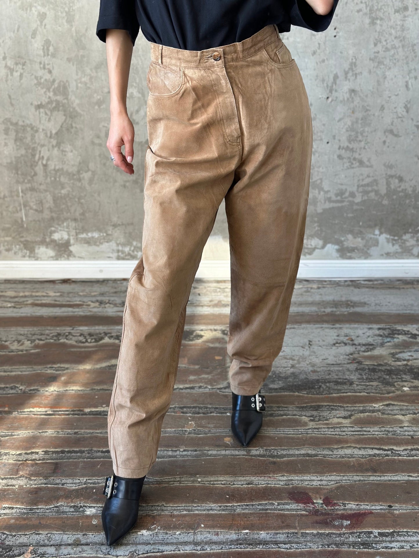 Vintage genuine leather trousers in beige, baggy leather pants