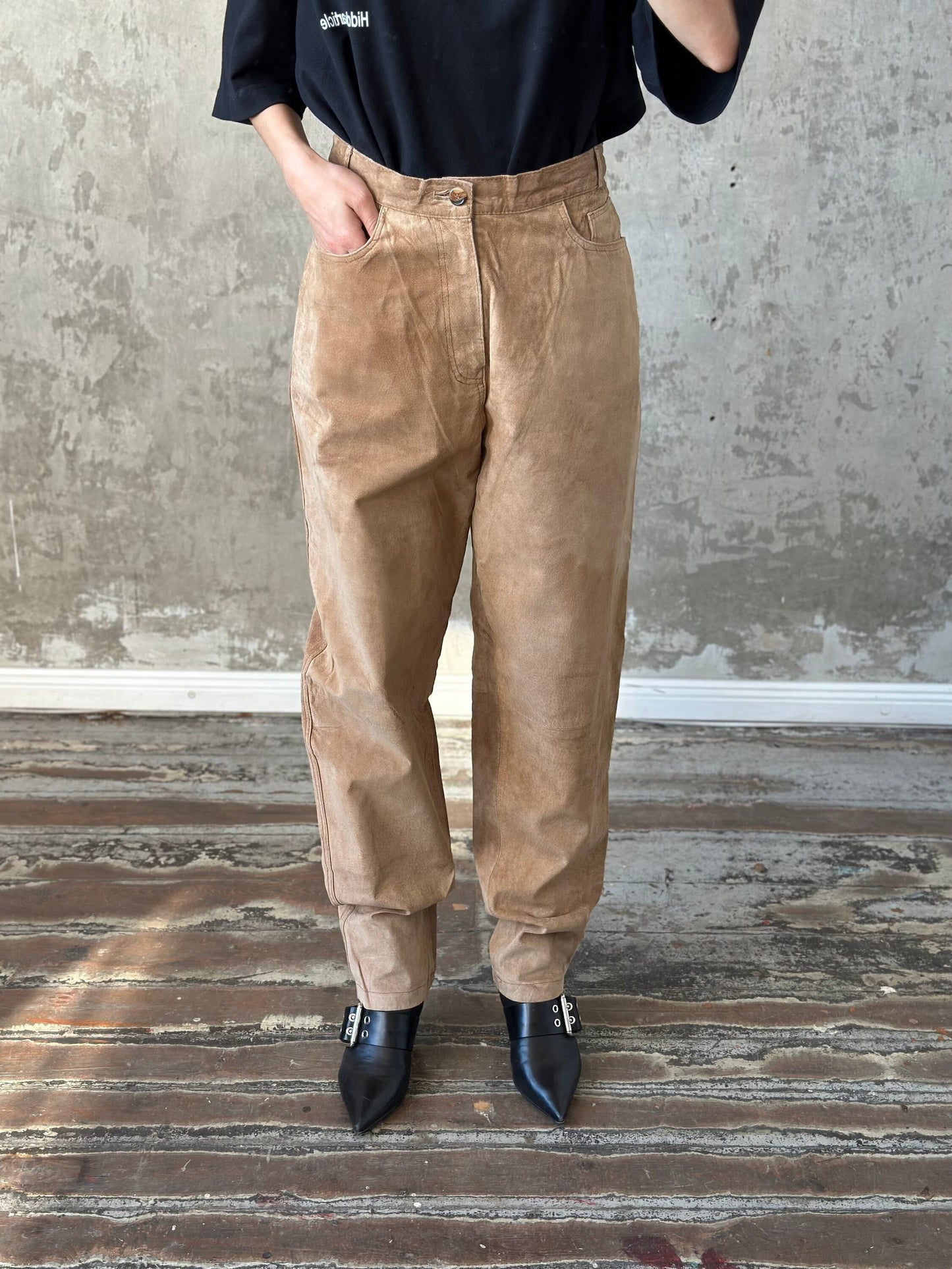 Vintage genuine leather trousers in beige, baggy leather pants