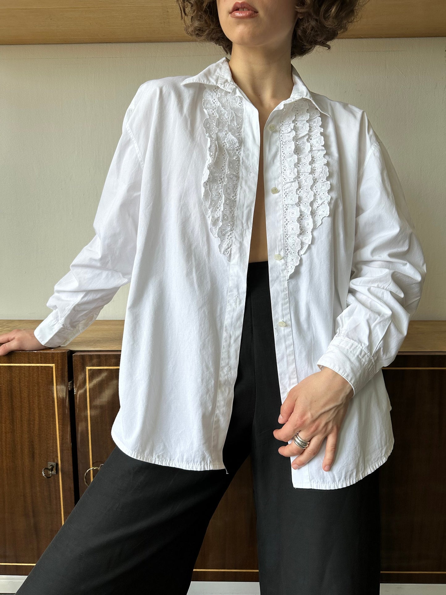 Vintage collared women's blouse in white