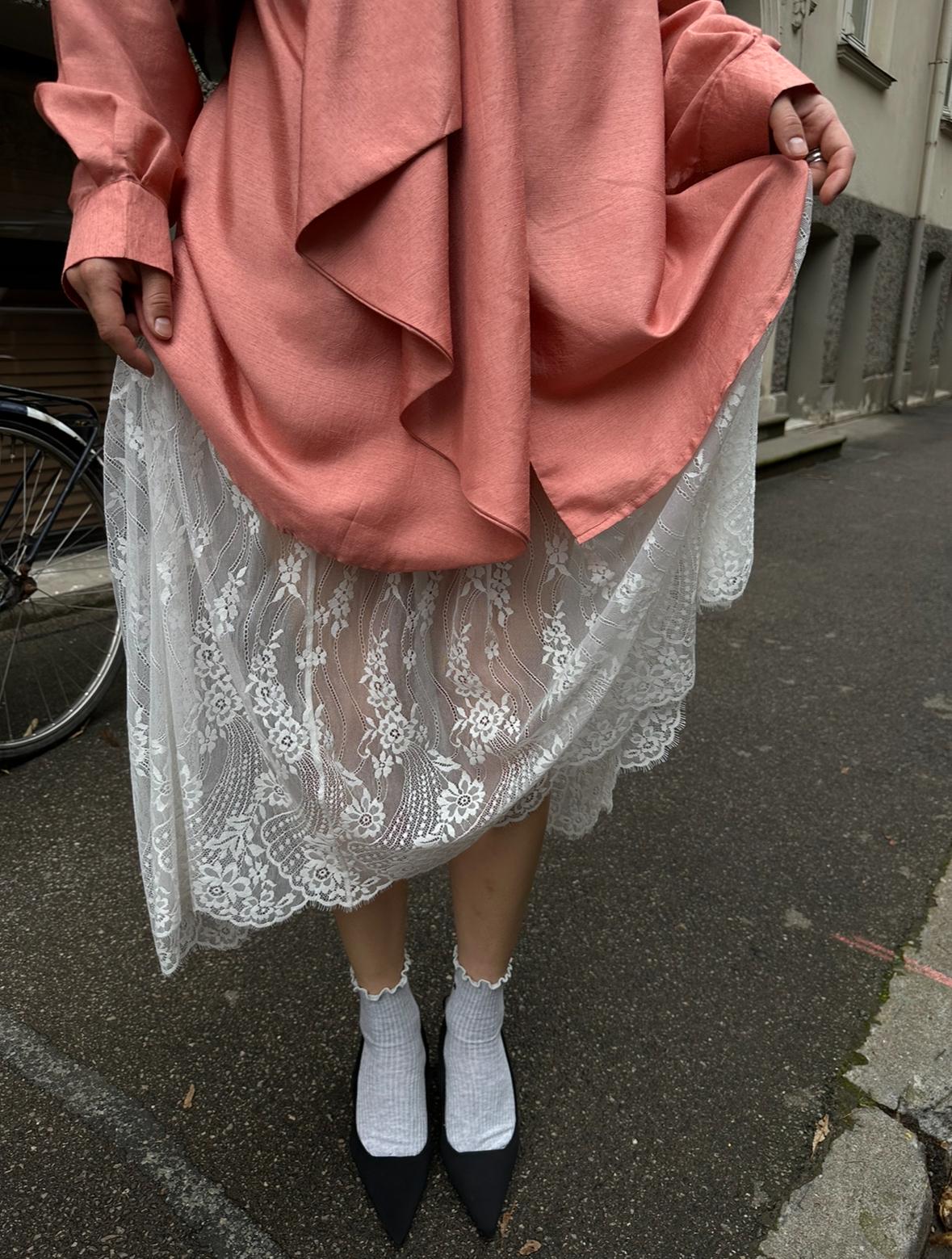 Custom lace skirt in greenish | One size