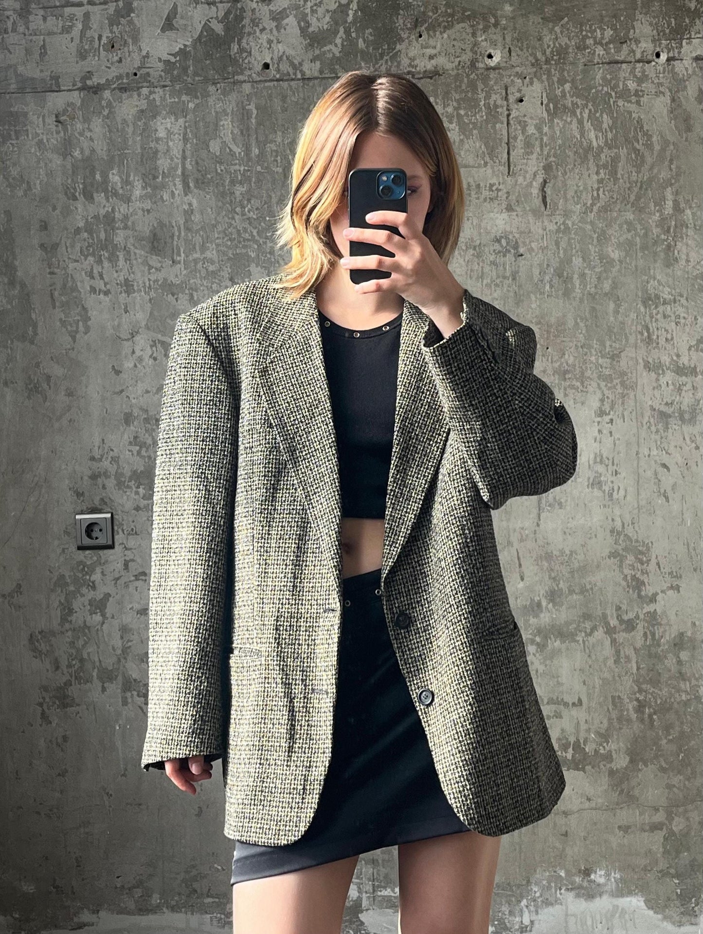 Vintage 90s wool blend tweed blazer in neutral tones