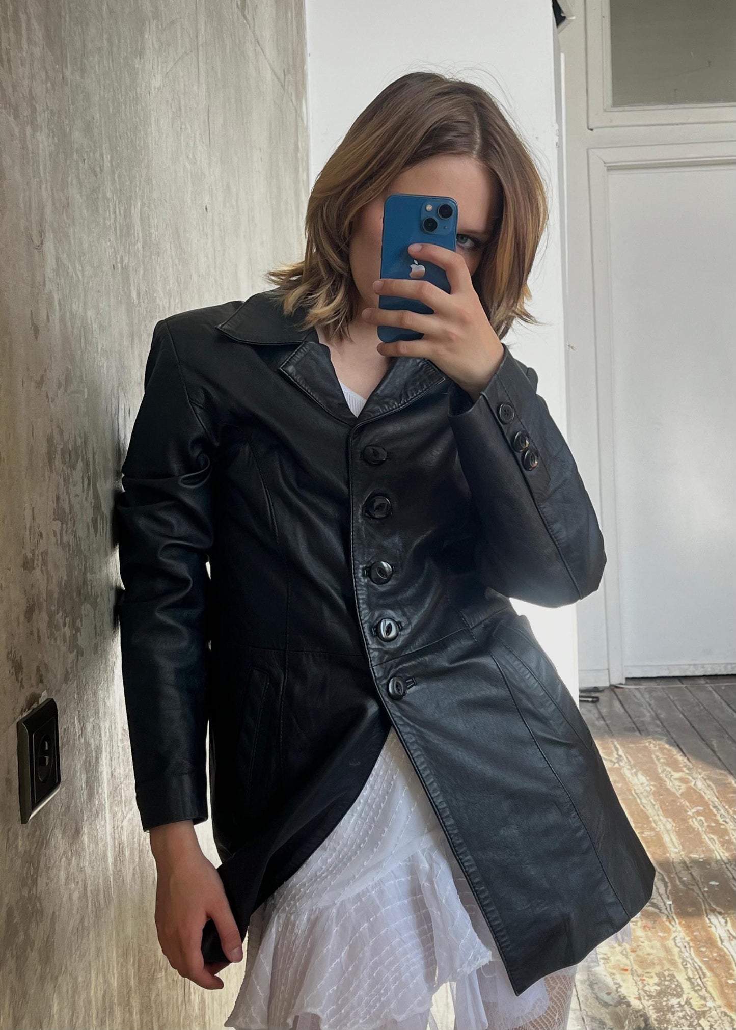 Vintage 90s leather button-down blazer jacket in black