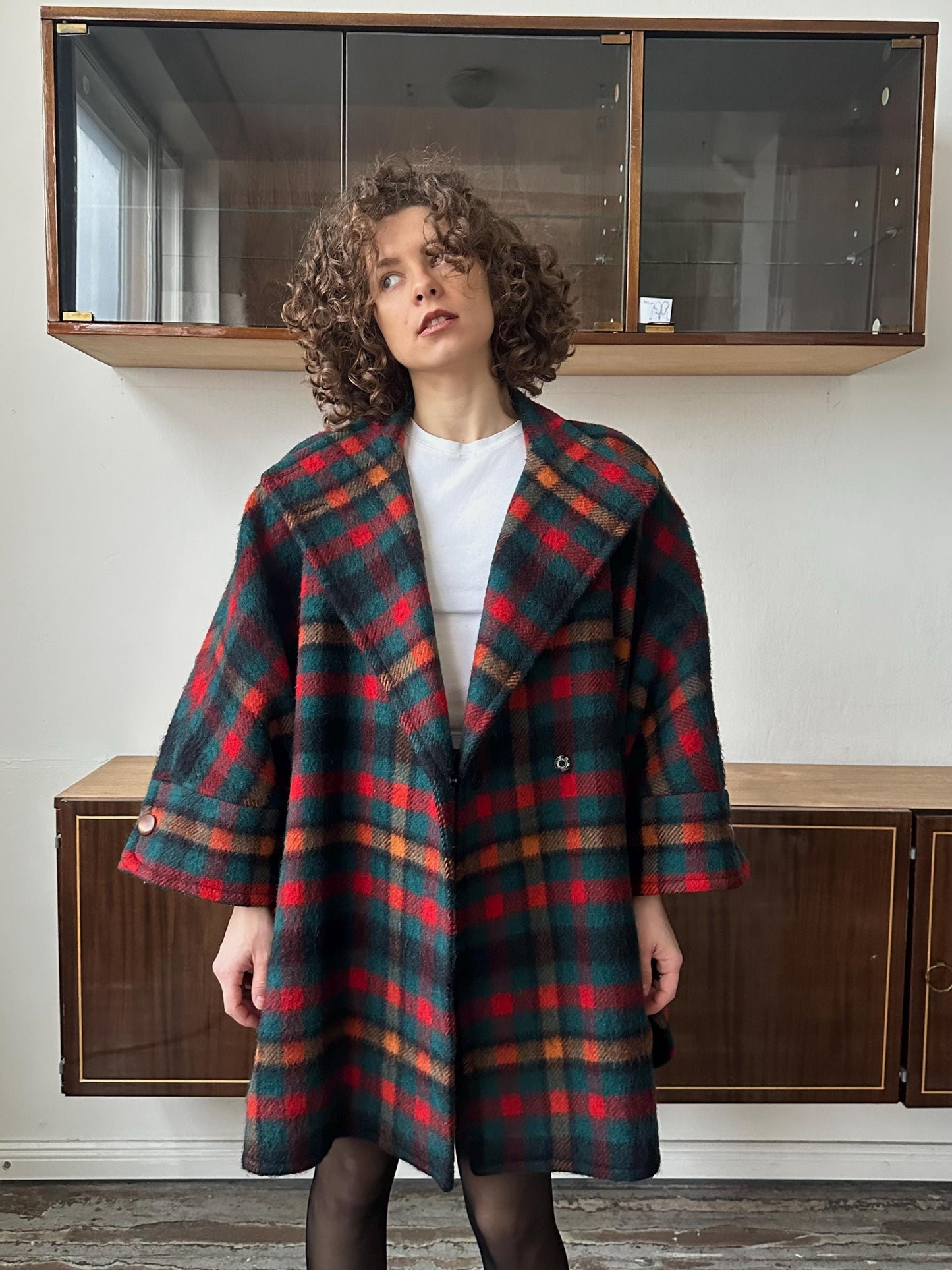 Vintage checked wool coat in red, short wool cape