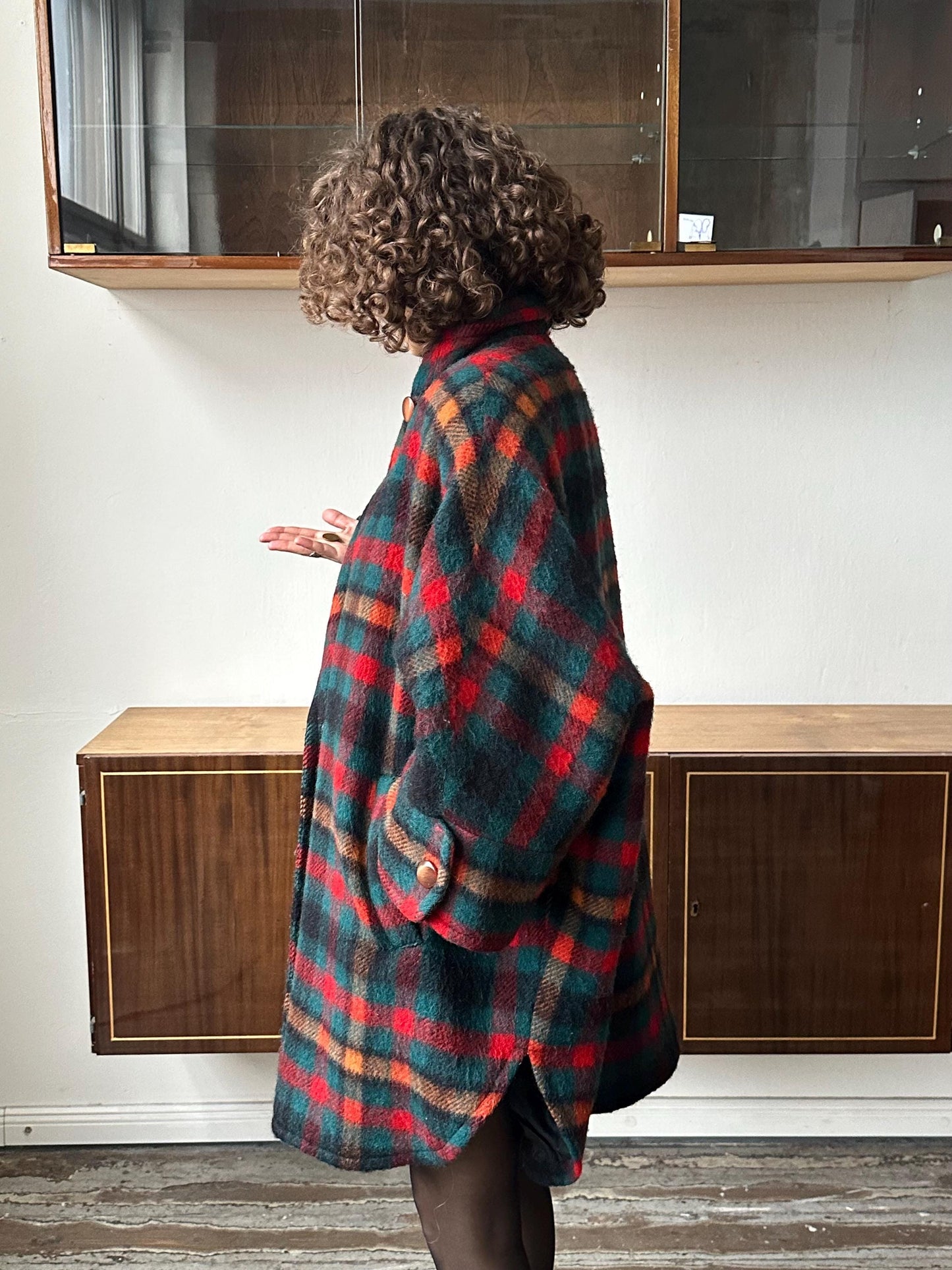 Vintage checked wool coat in red, short wool cape