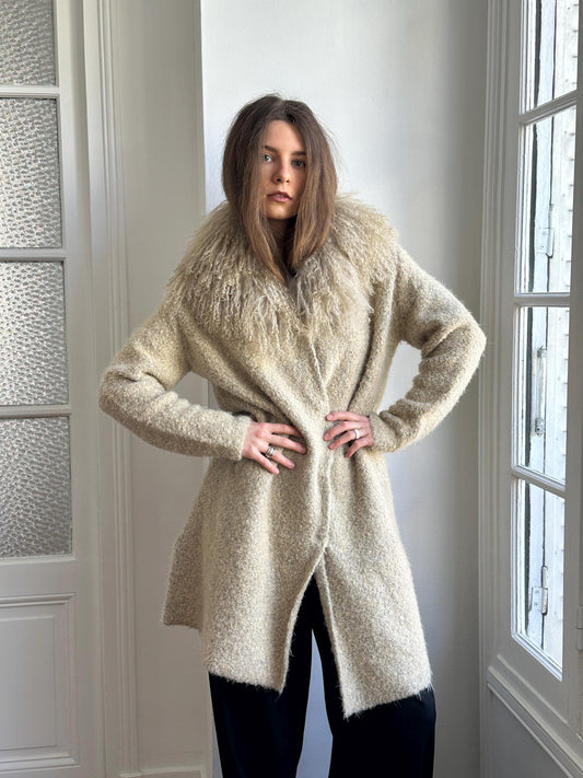 Vintage 90s Wool Coat with Voluminous Lamb Fur Collar in Beige