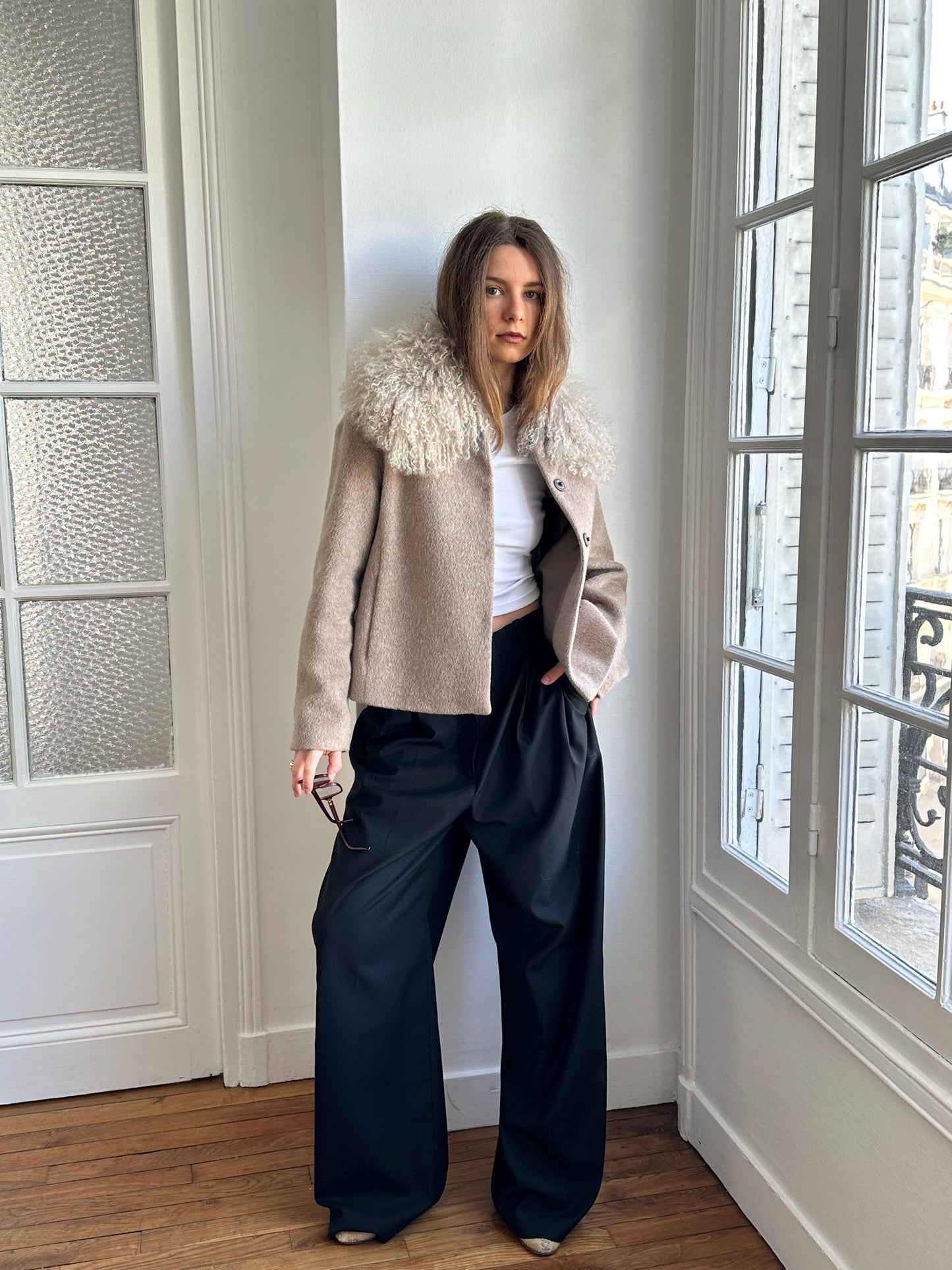 Vintage 90s Beige Coat with Voluminous Fur Collar