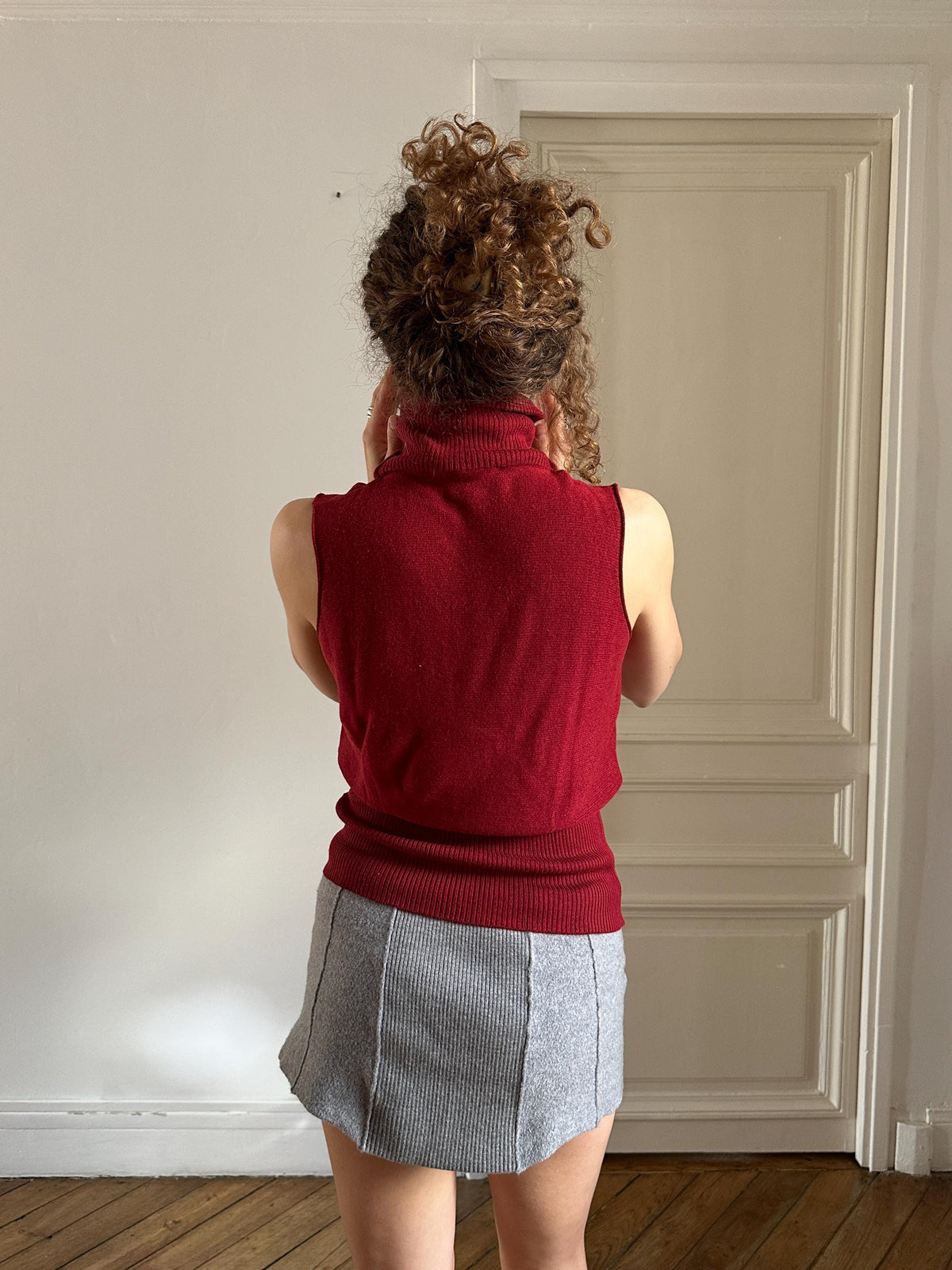 Vintage Emporio Armani Burgundy Sleeveless Turtleneck Top