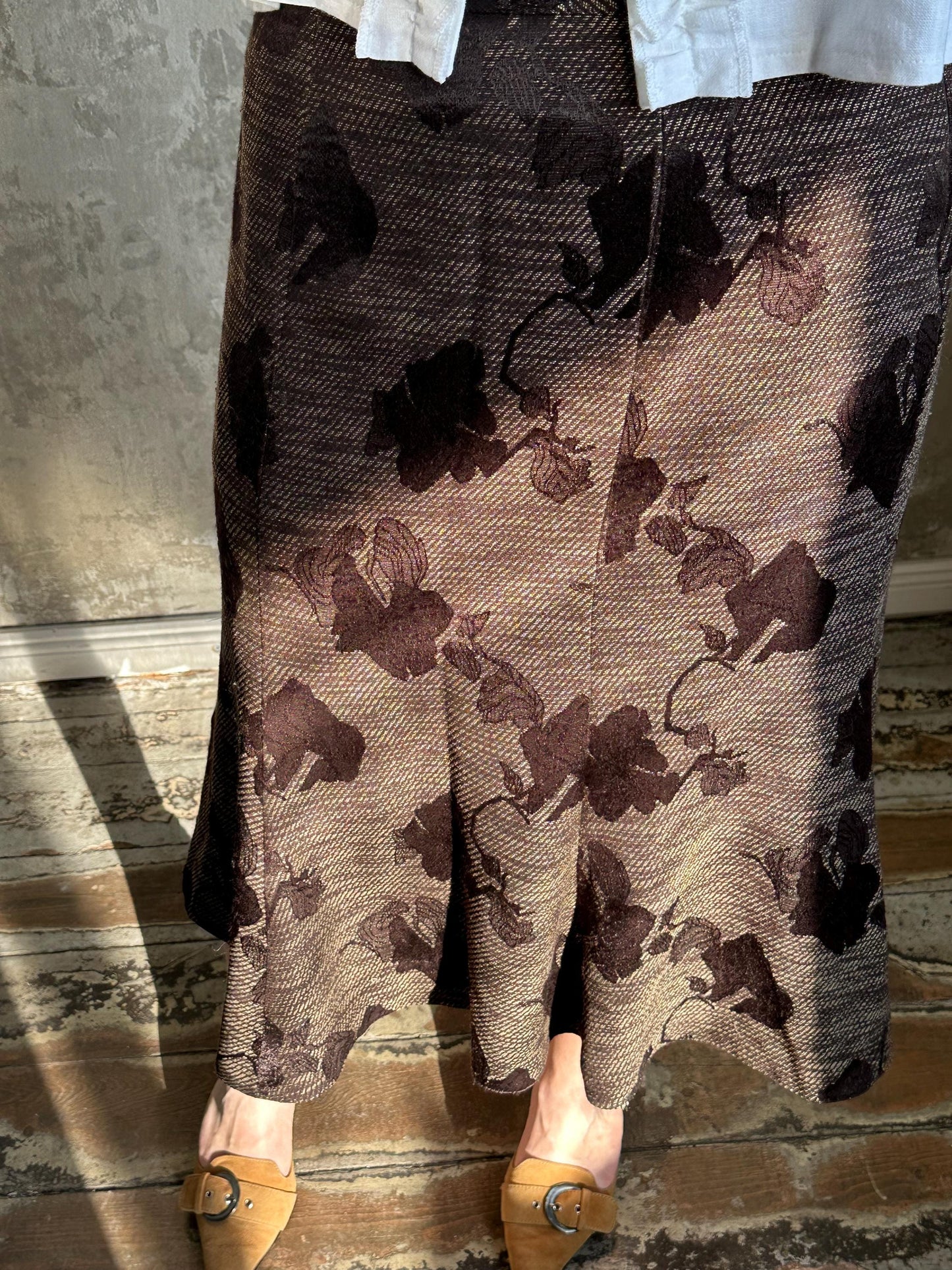 Vintage flowing maxi skirt in brown, L size
