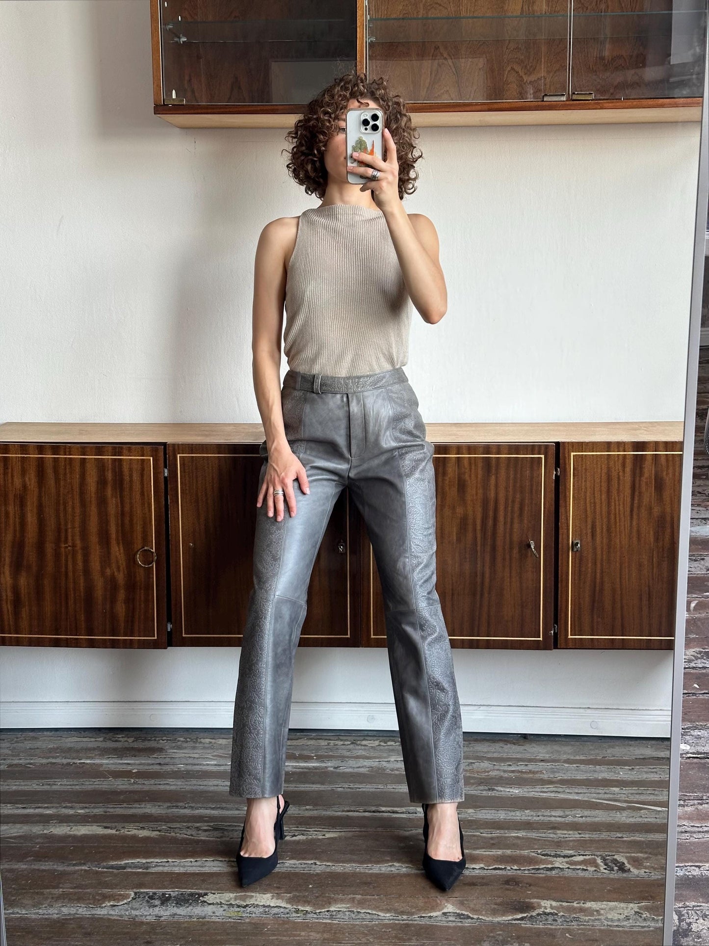 Vintage 90s leather trousers in grey