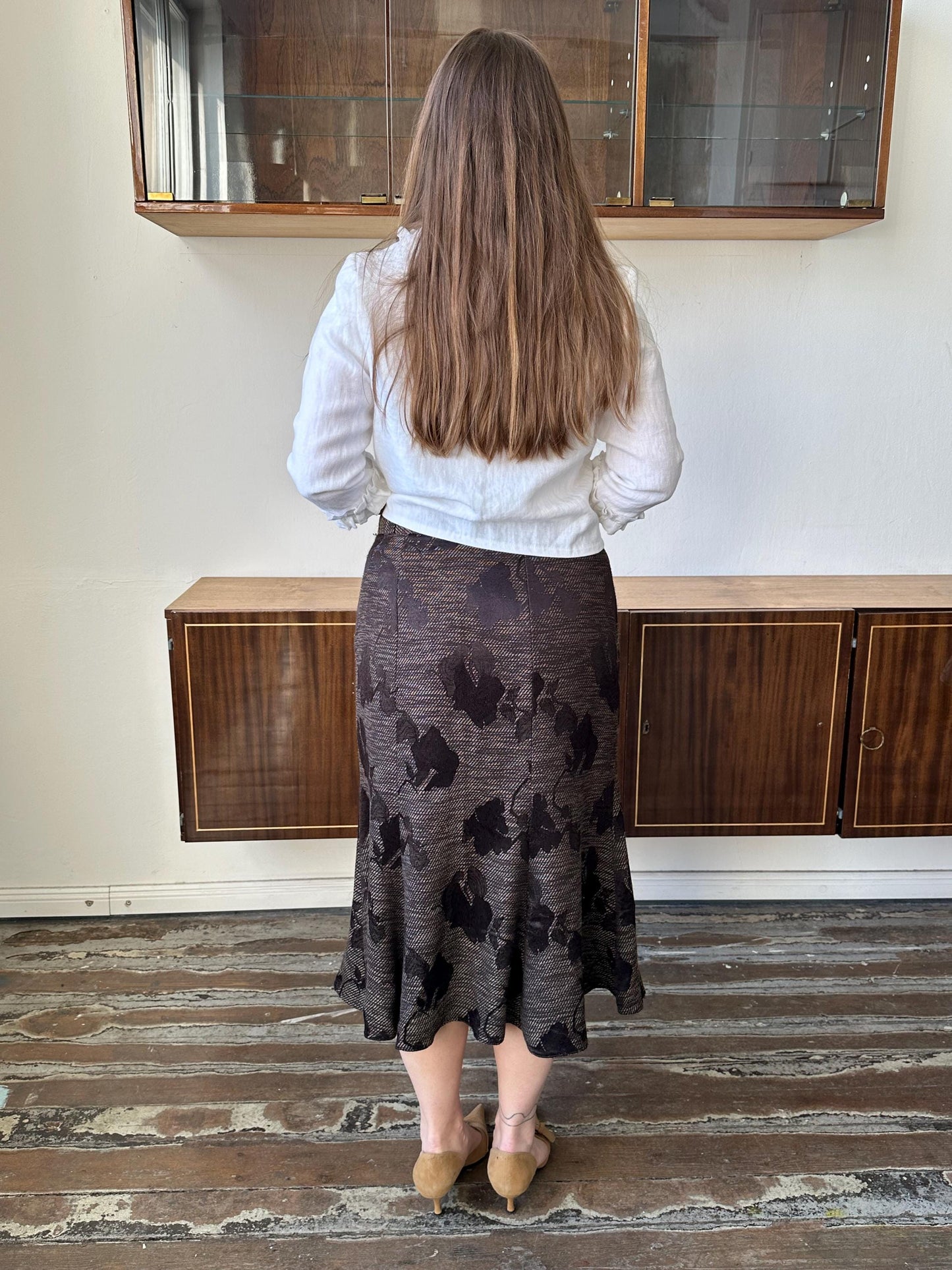Vintage flowing maxi skirt in brown, L size