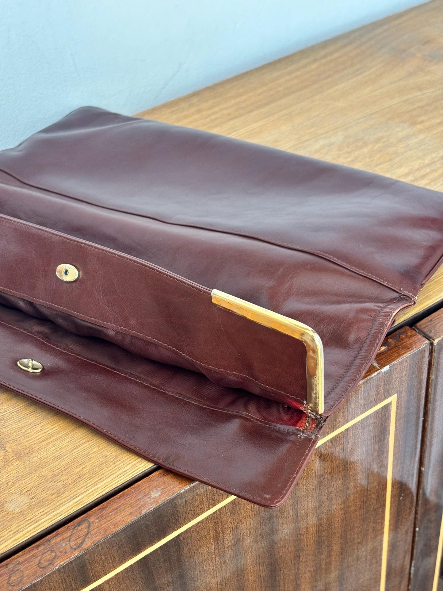 Vintage 80s Burgundy Soft Leather Clutch Bag