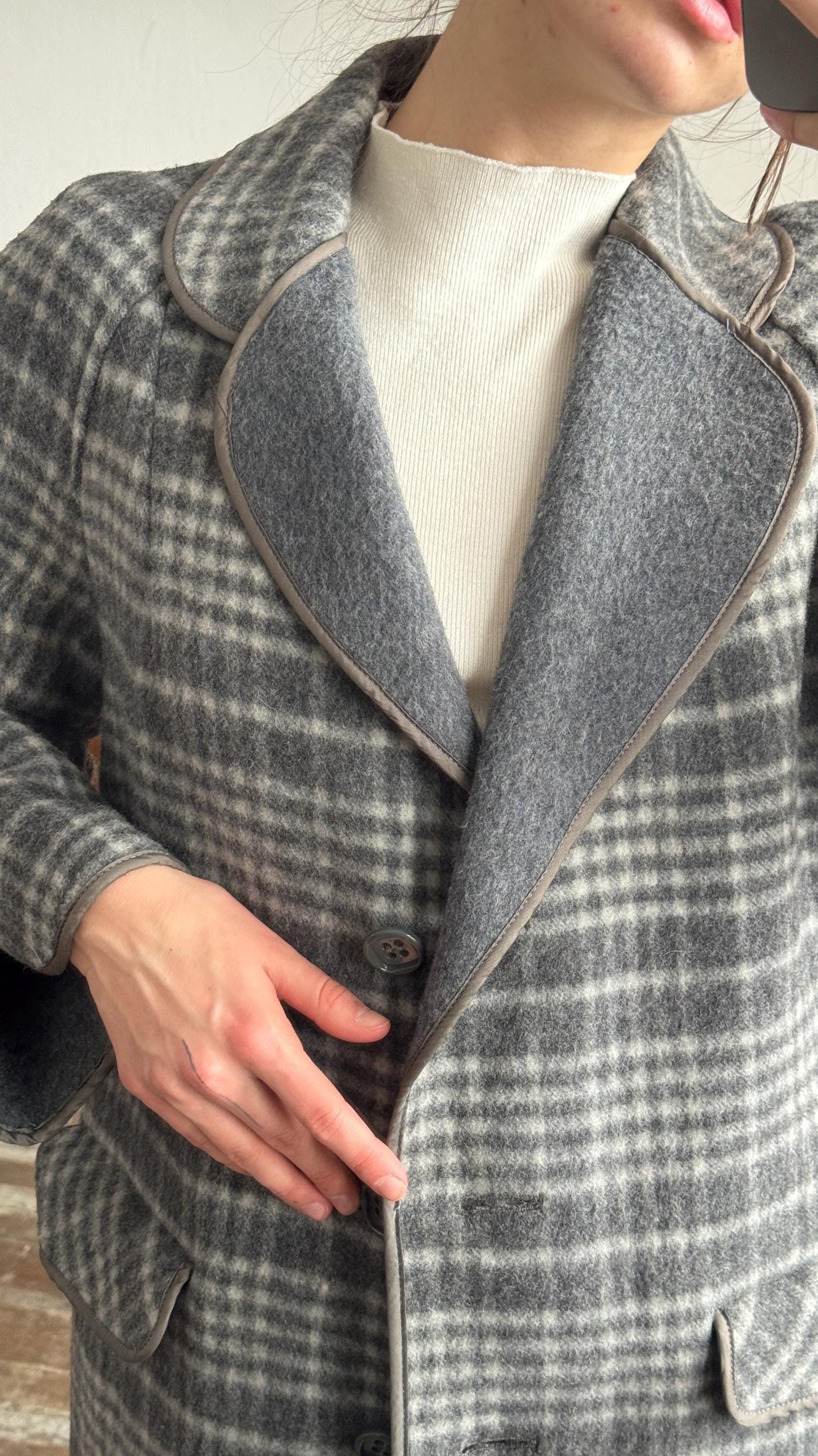 Vintage Fitted Checked Wool Coat In Grey