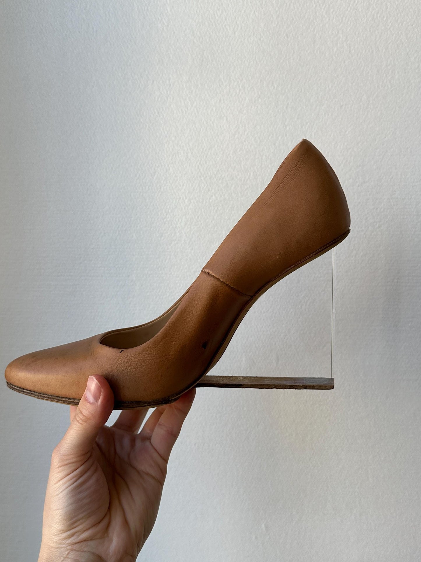 Maison Margiela x H&M Tan Leather Wedge Pumps in Brown I US 7.5